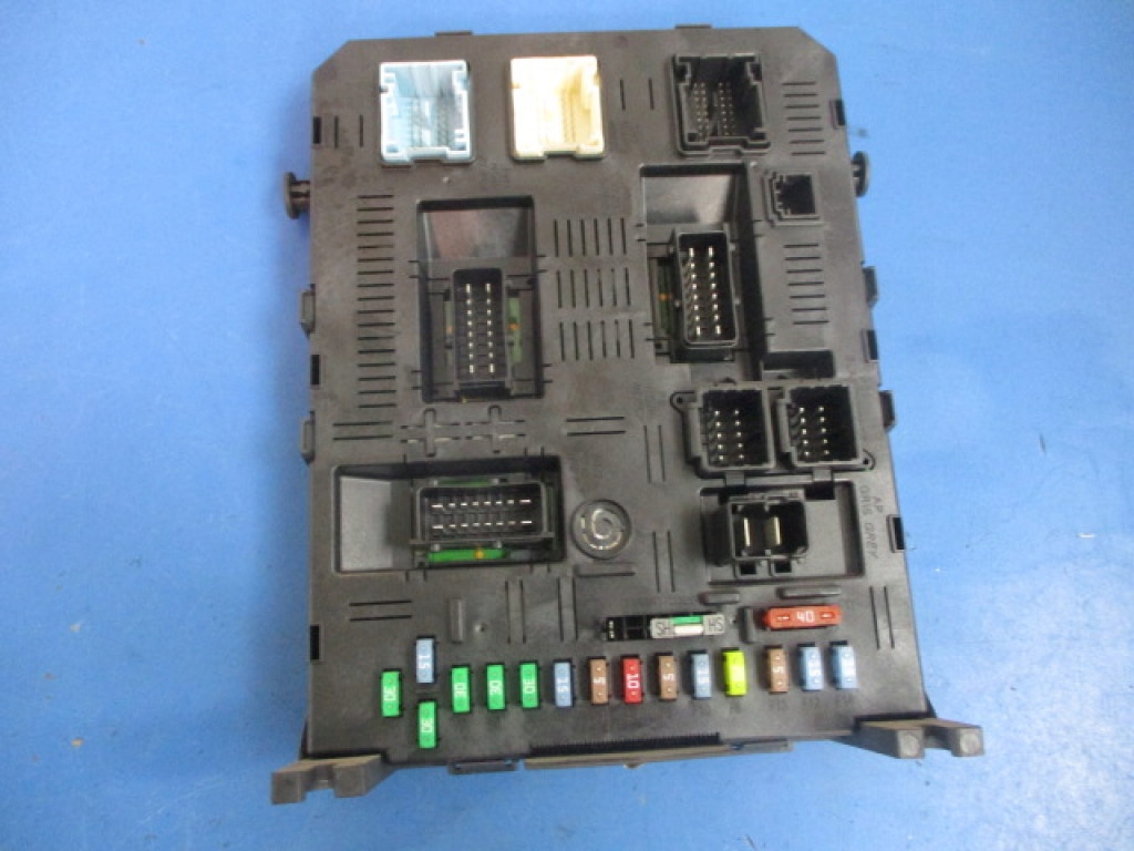 CITROEN C4 MODUŁ BSM 9657718780 +MODUŁ BSI 9660105980 Numer katalogowy części 9657718780