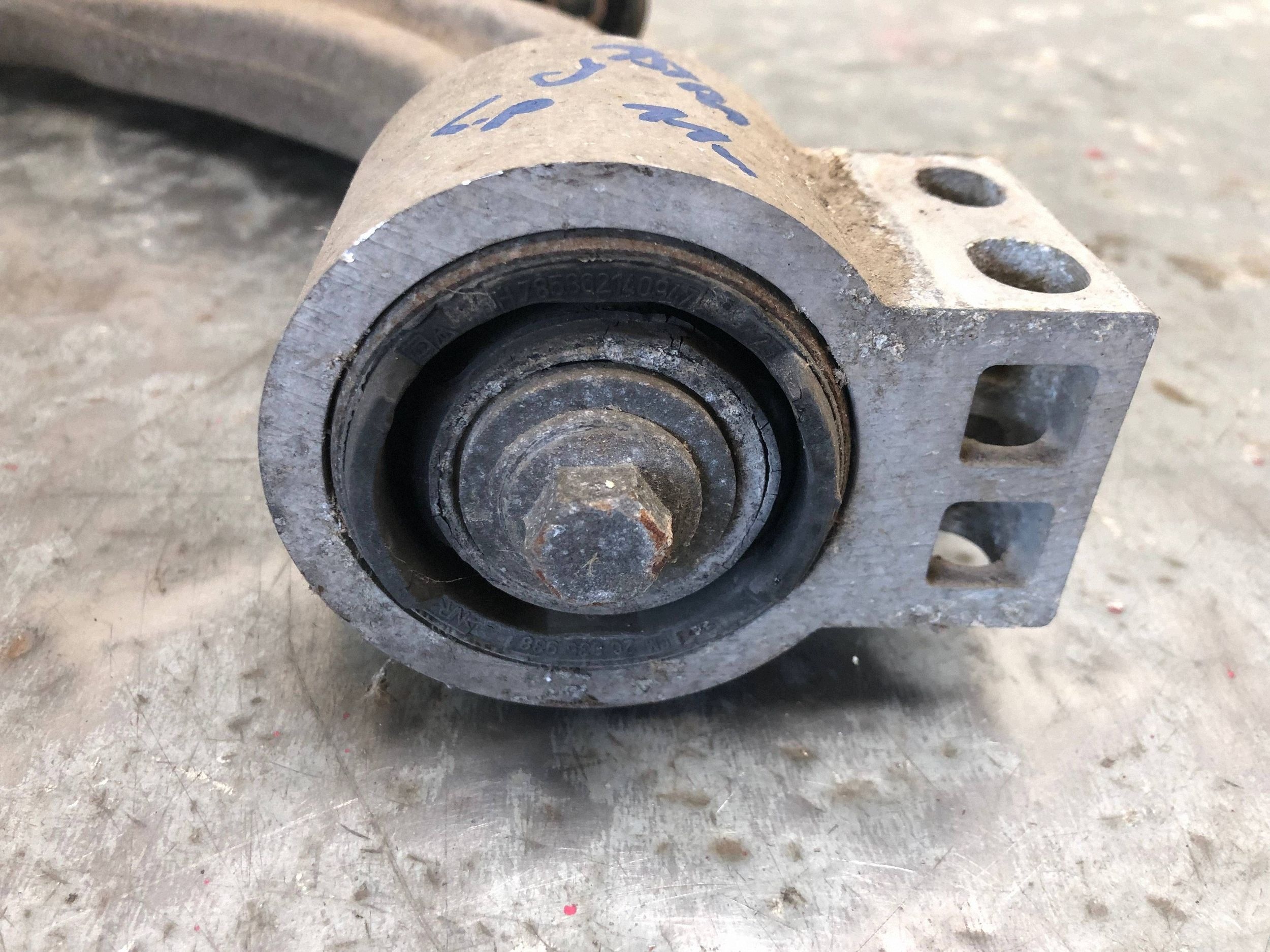 Querlenker links vorne OPEL ASTRA J