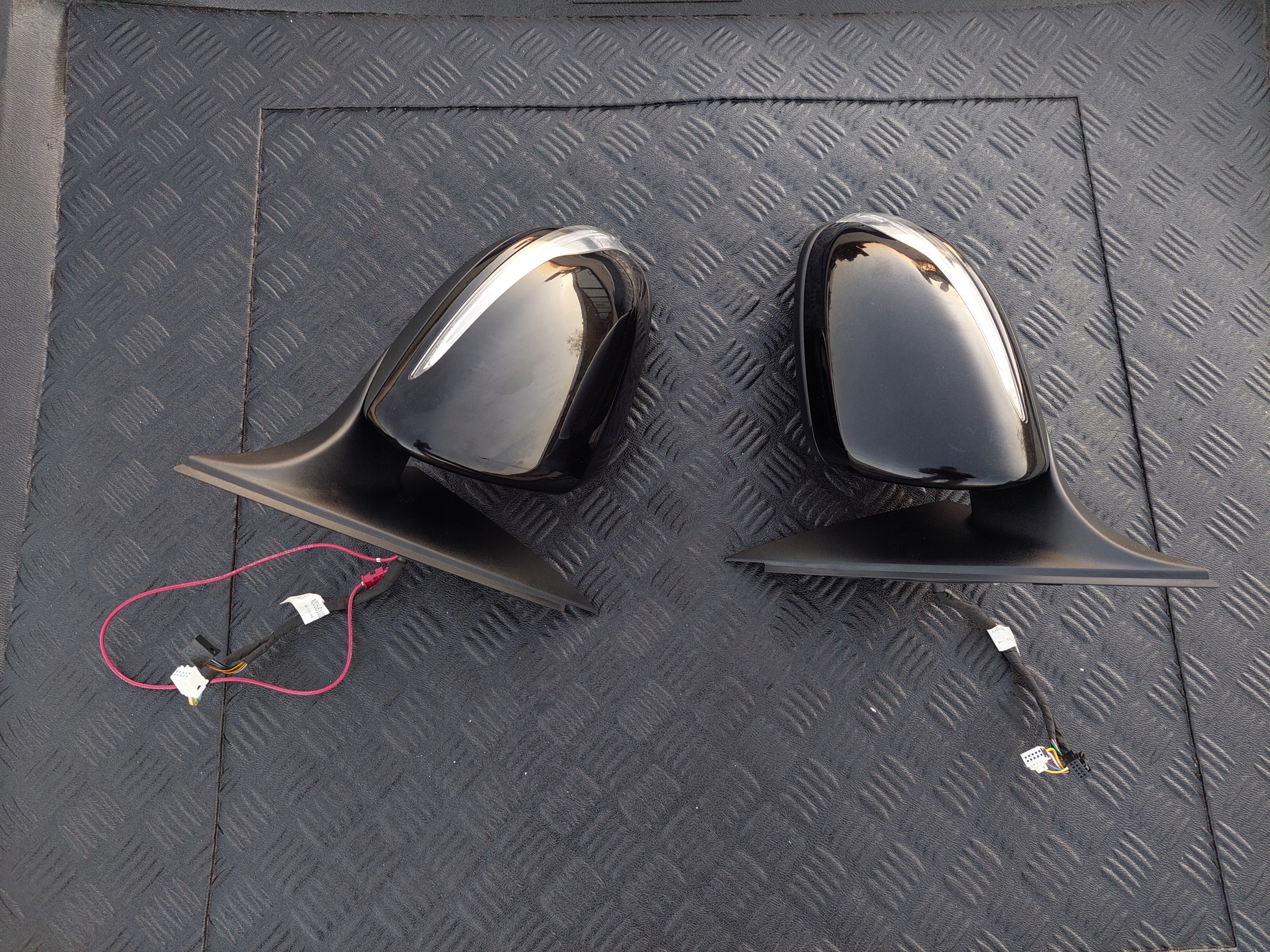 mirror right 7+9+1 PIN UK MERCEDES C W205 040