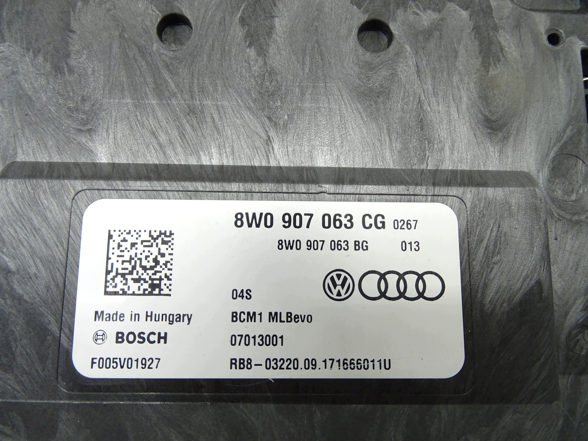 unité de commande électronique uce unité commande confort AUDI A4 B9 A5 8W 8W0907063CG