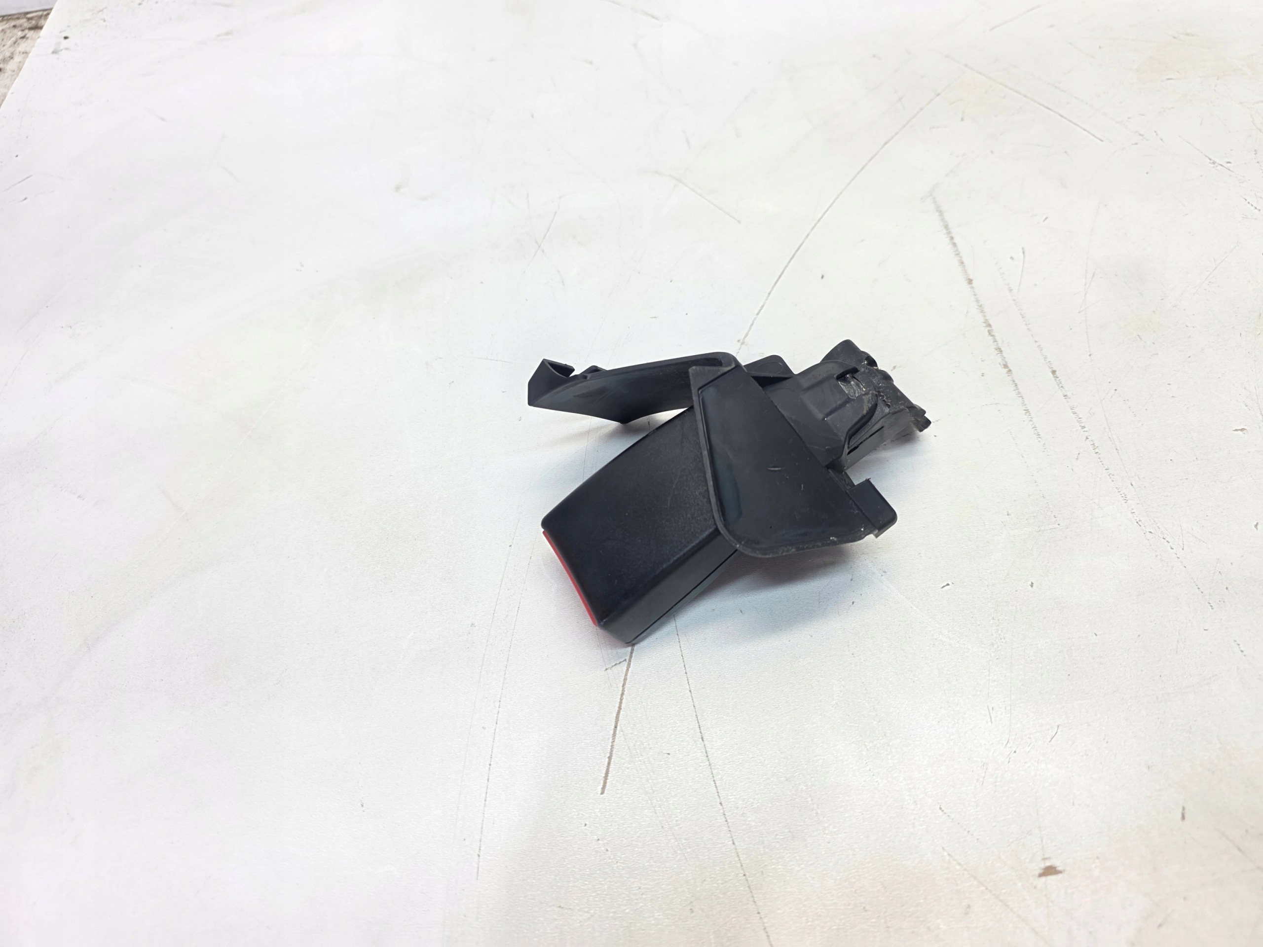 seat belt buckle rear part POJEDYNCZ AUDI A6 C6 LIFT 4F0857740D