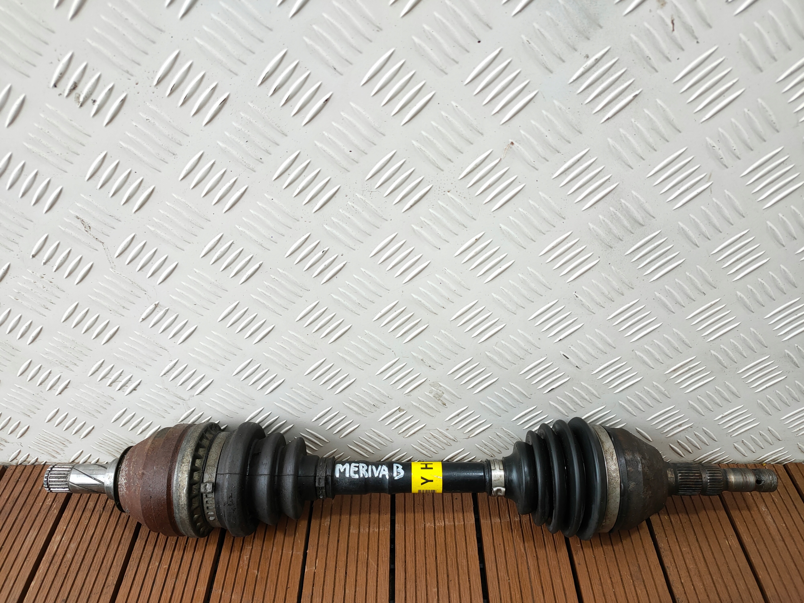 OPEL MERIVA B 10-17 1.4T semi-axis front left short. OE SYMBOL YH