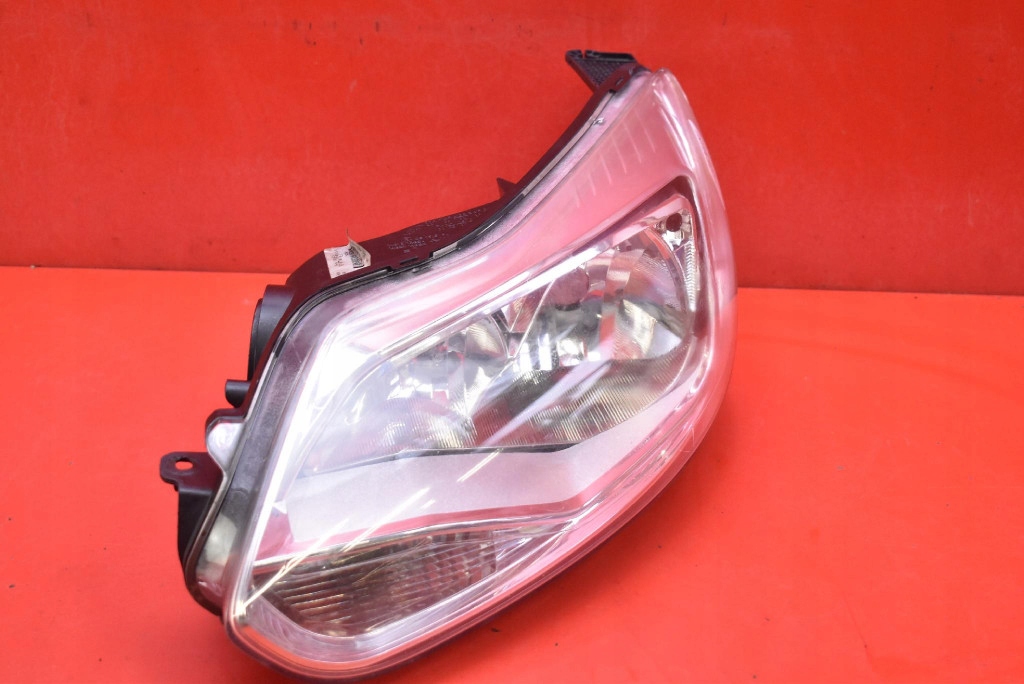 REFLEKTOR left light front EU BM51-13W030-AK FORD FOCUS MK3 11-15