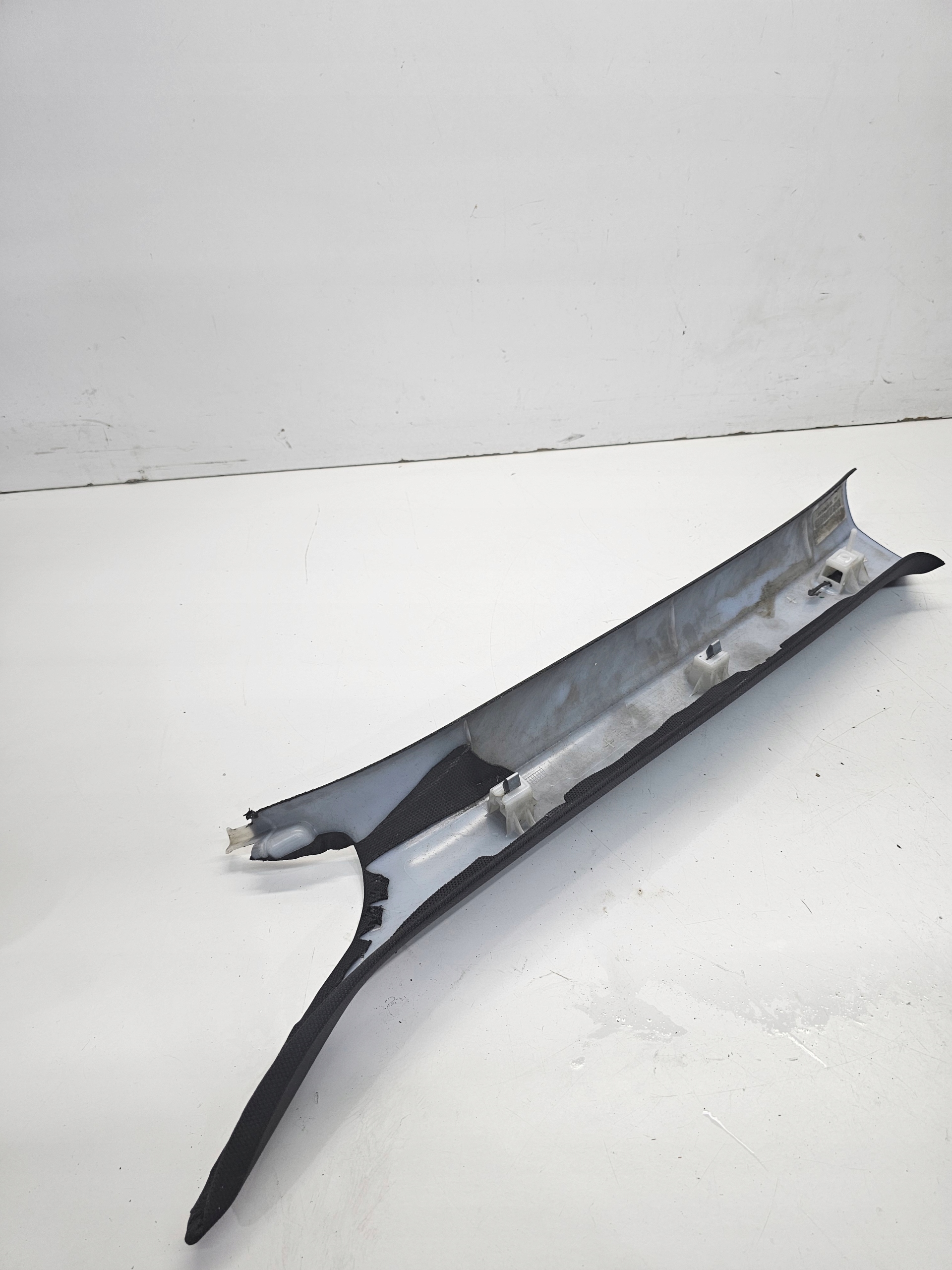 cover SLUPKA A right AUDI A5 COUPE 8T0867234B