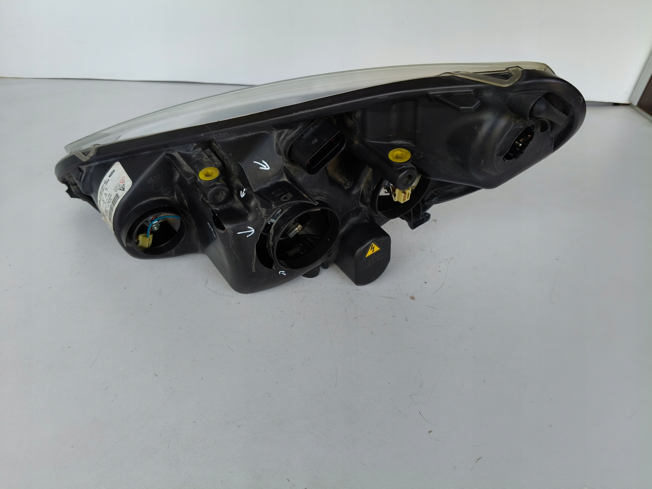 light right REFLEKTOR FORD S-MAX MK1 06- XENON