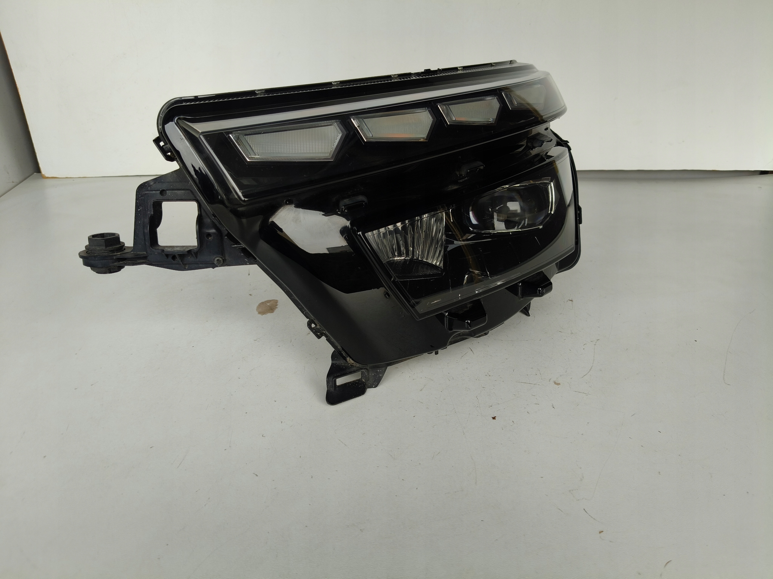 light left REFLEKTOR SKODA KAMIQ 658 18- FULL LED