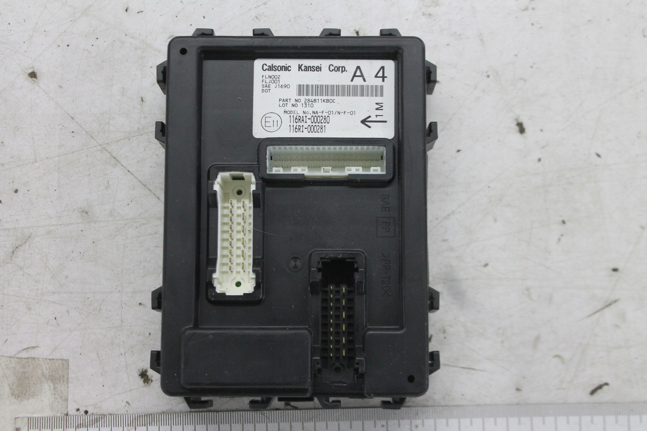 module control unit BCM 284B11KB0C JUKE F15 10
