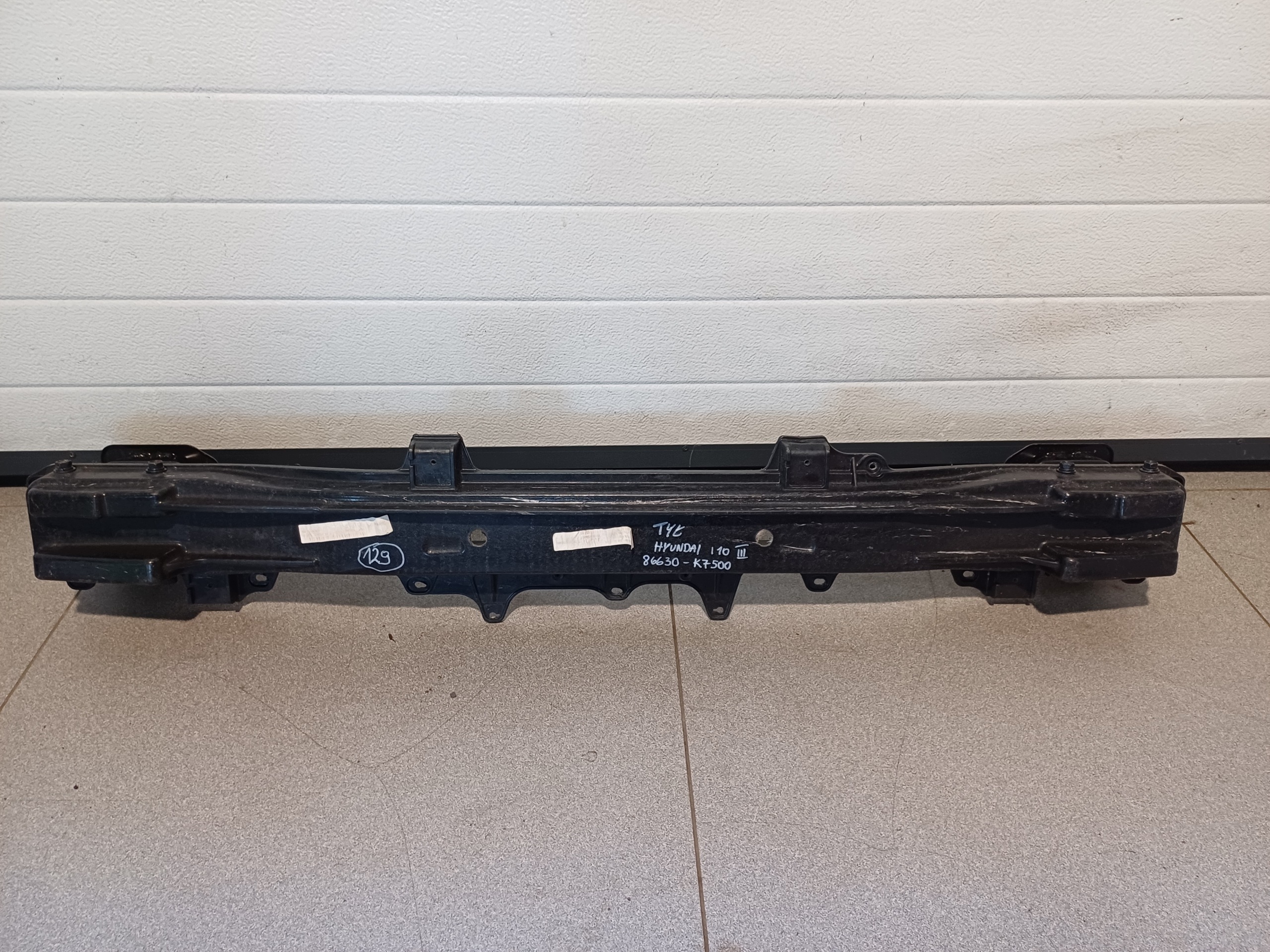 erősítés hátsó hátsó HYUNDAI I10 III 86630-K7500