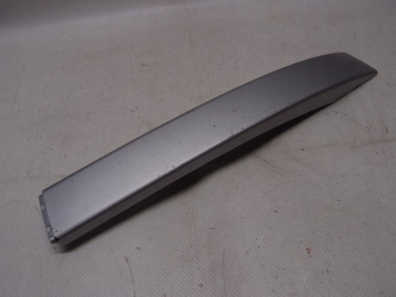 RELING DACHOWY LEWY ZAKONCZENIE KIA STONIC 2017r