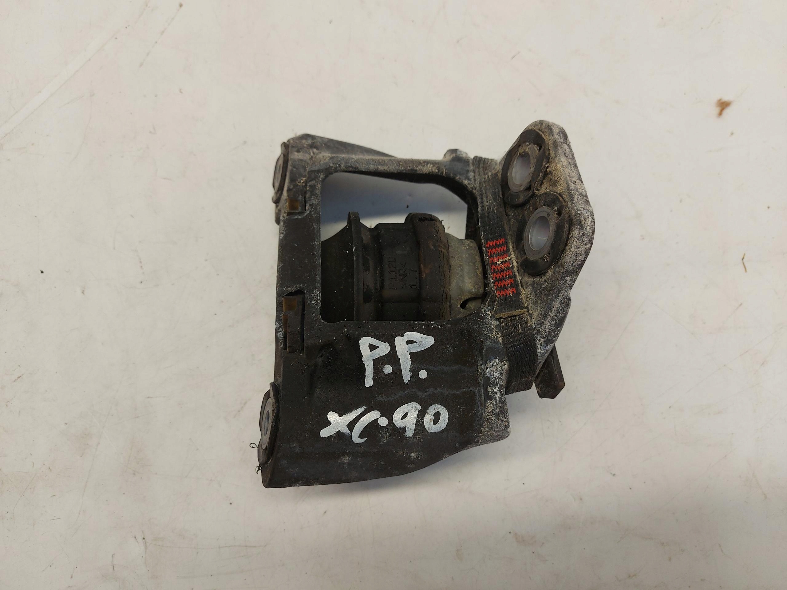 Volvo XC90 II D5 engine mount right 31330588