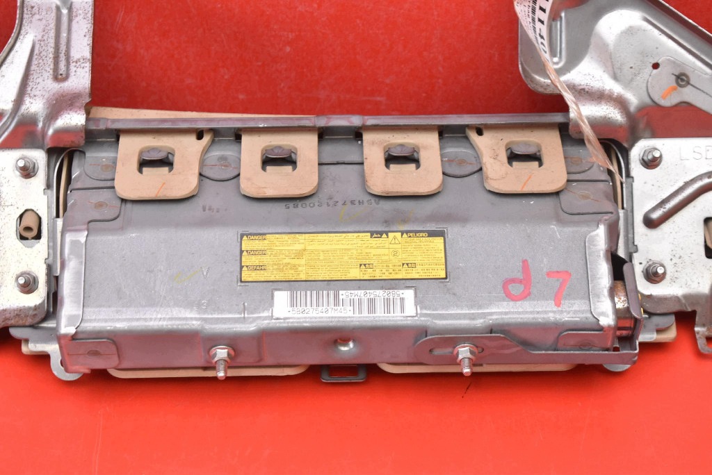 airbag driver´s knee LEXUS LS 4 IV LS600H 06-09