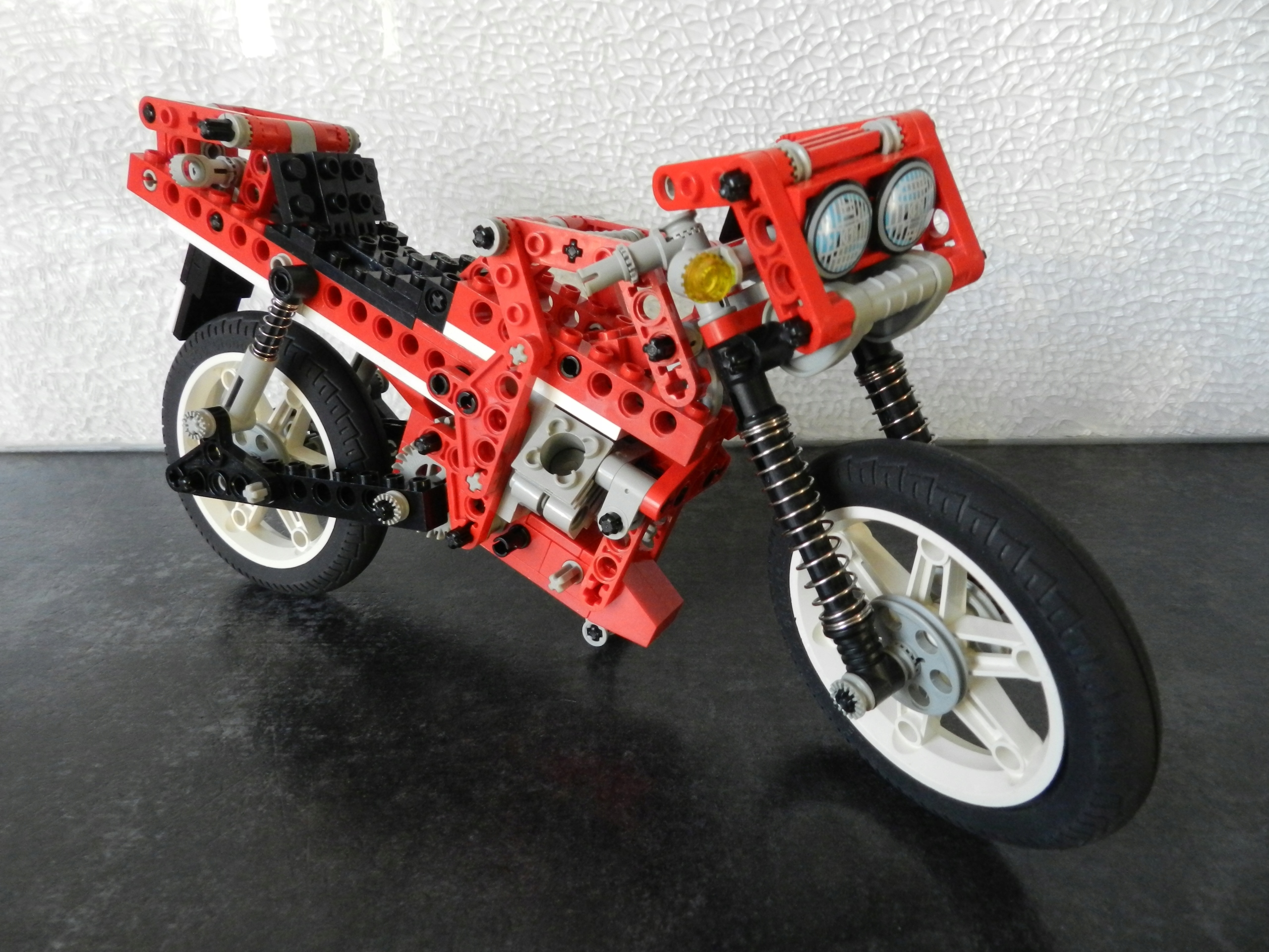 LEGO Technic 8422 2w1 Circuit Shock Racer *motor *1995r Numer produktu 8422