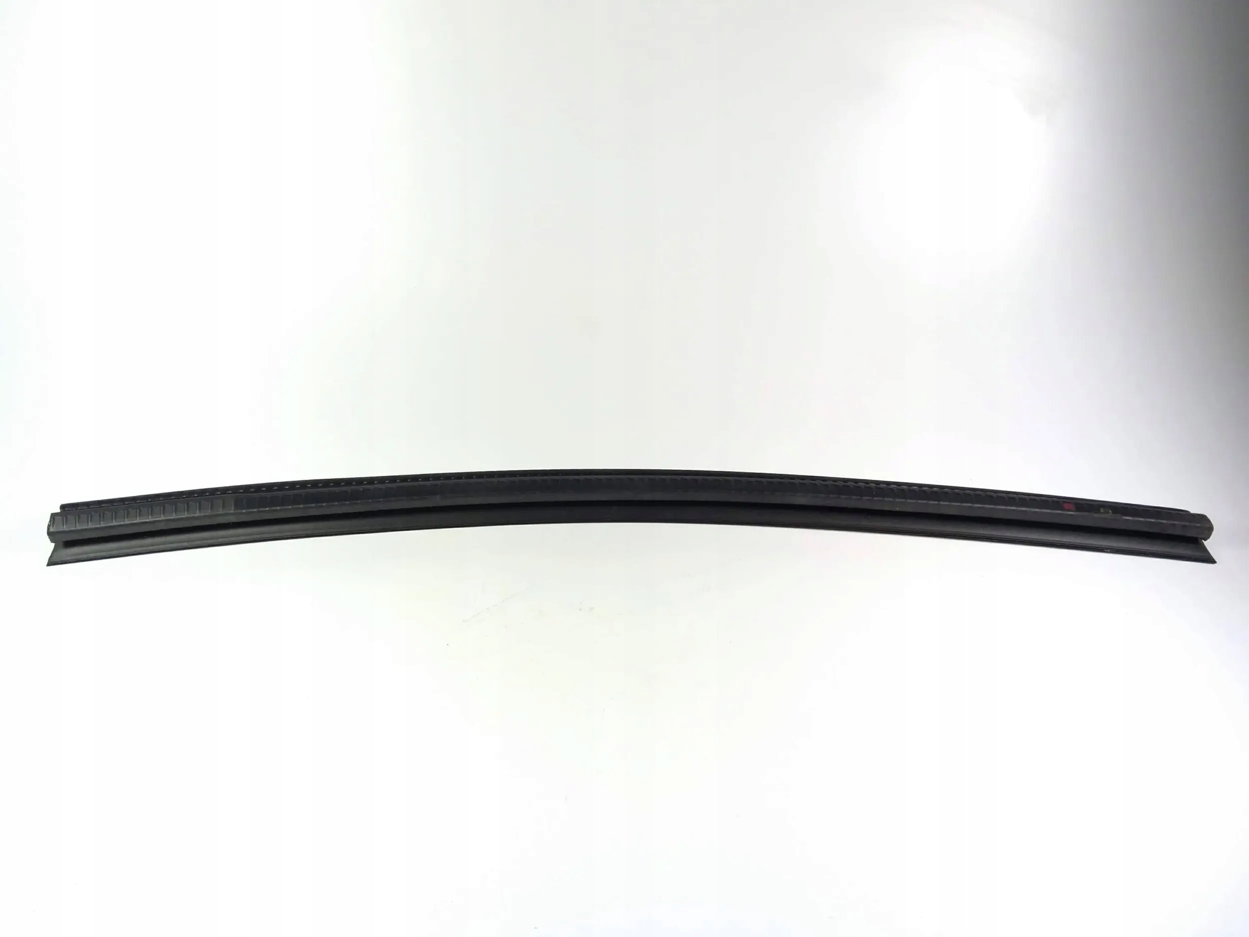 Chevrolet Silverado 1500 gasket inner door left front 2019+