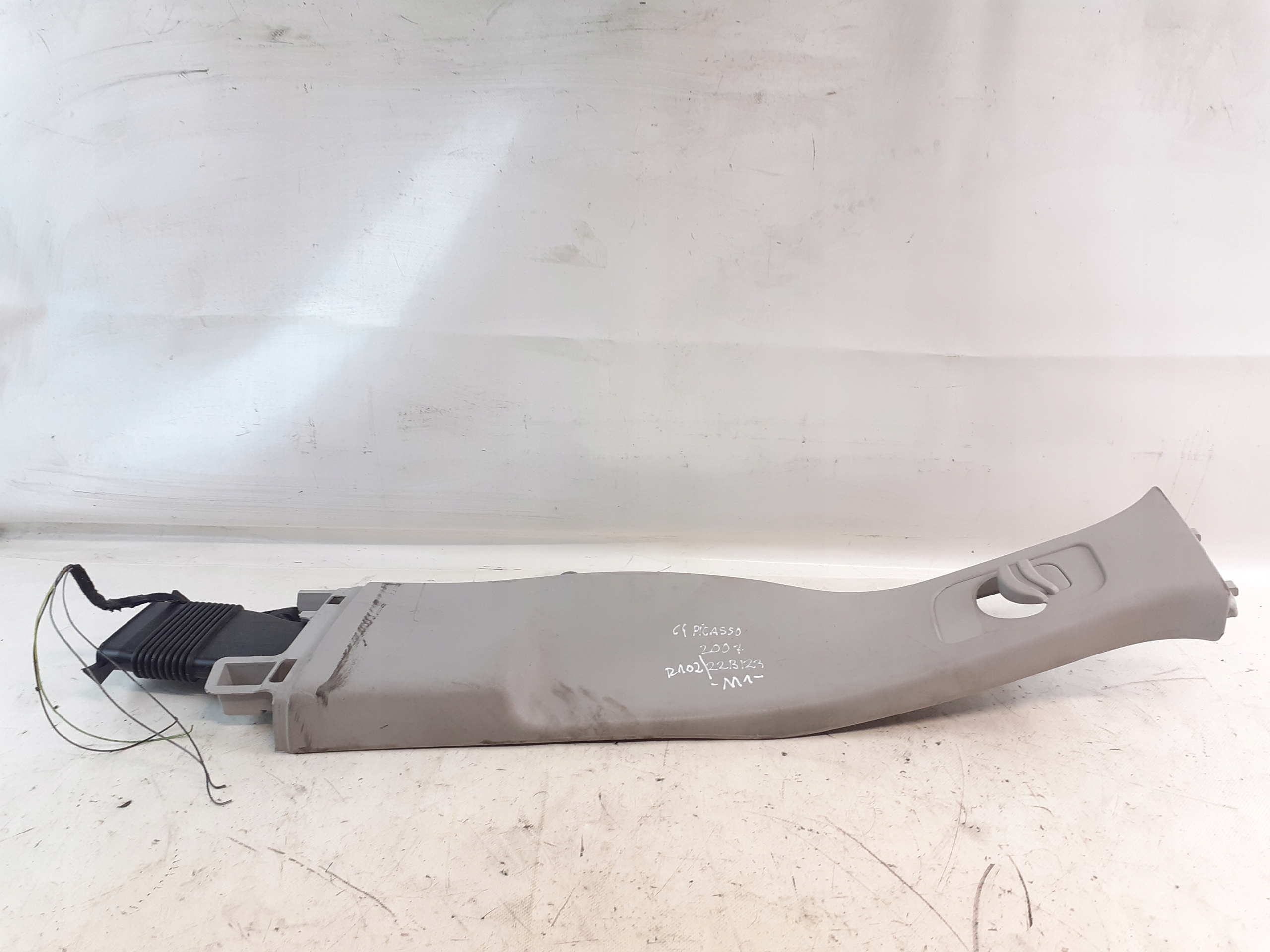 cover SLUPKA left CITROEN C4 PICASSO