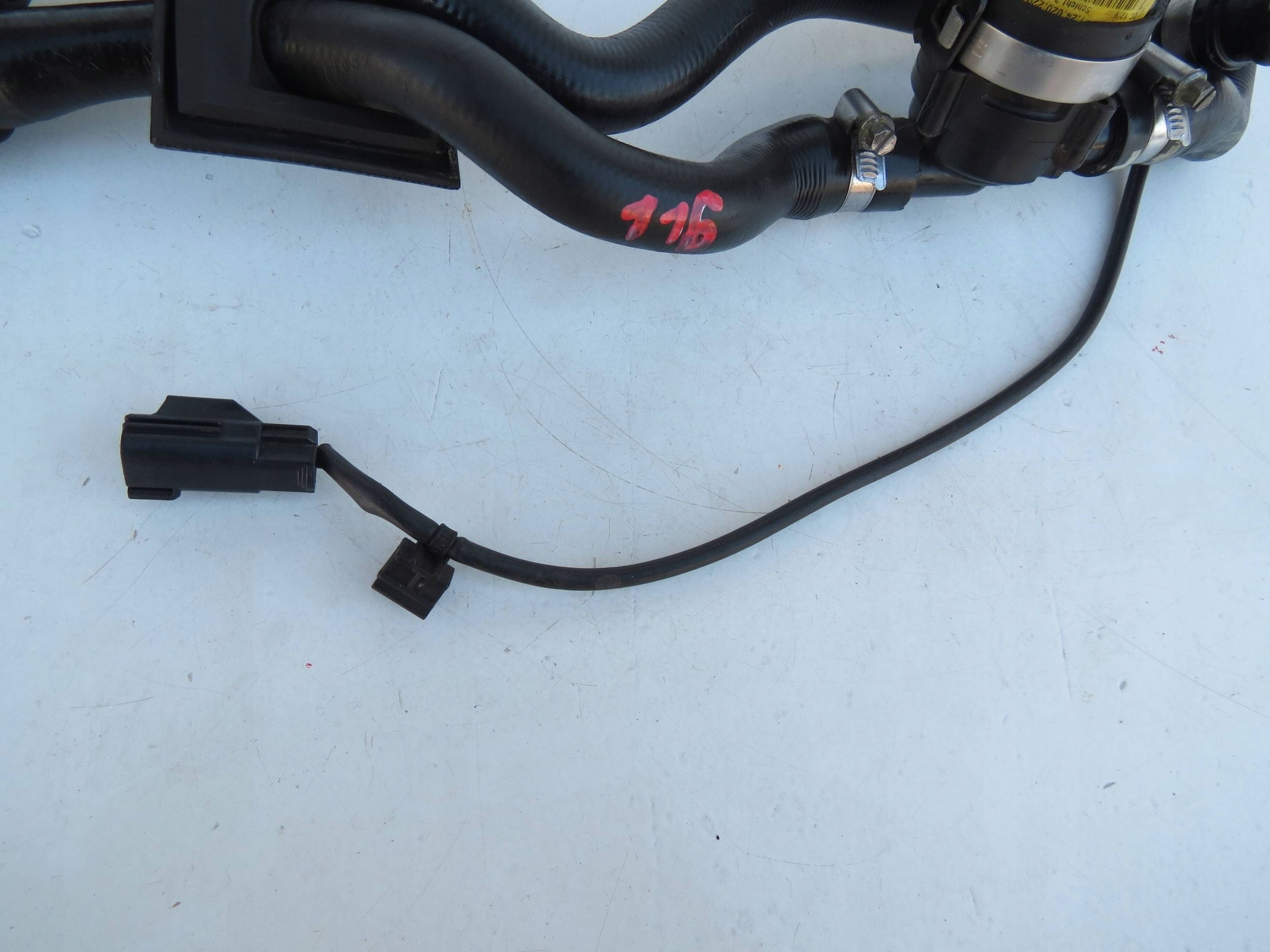 Pompa Tubi d’acqua VOLVO S80 II XC90 e 4.4 V8 30780525 6G9N8564BA