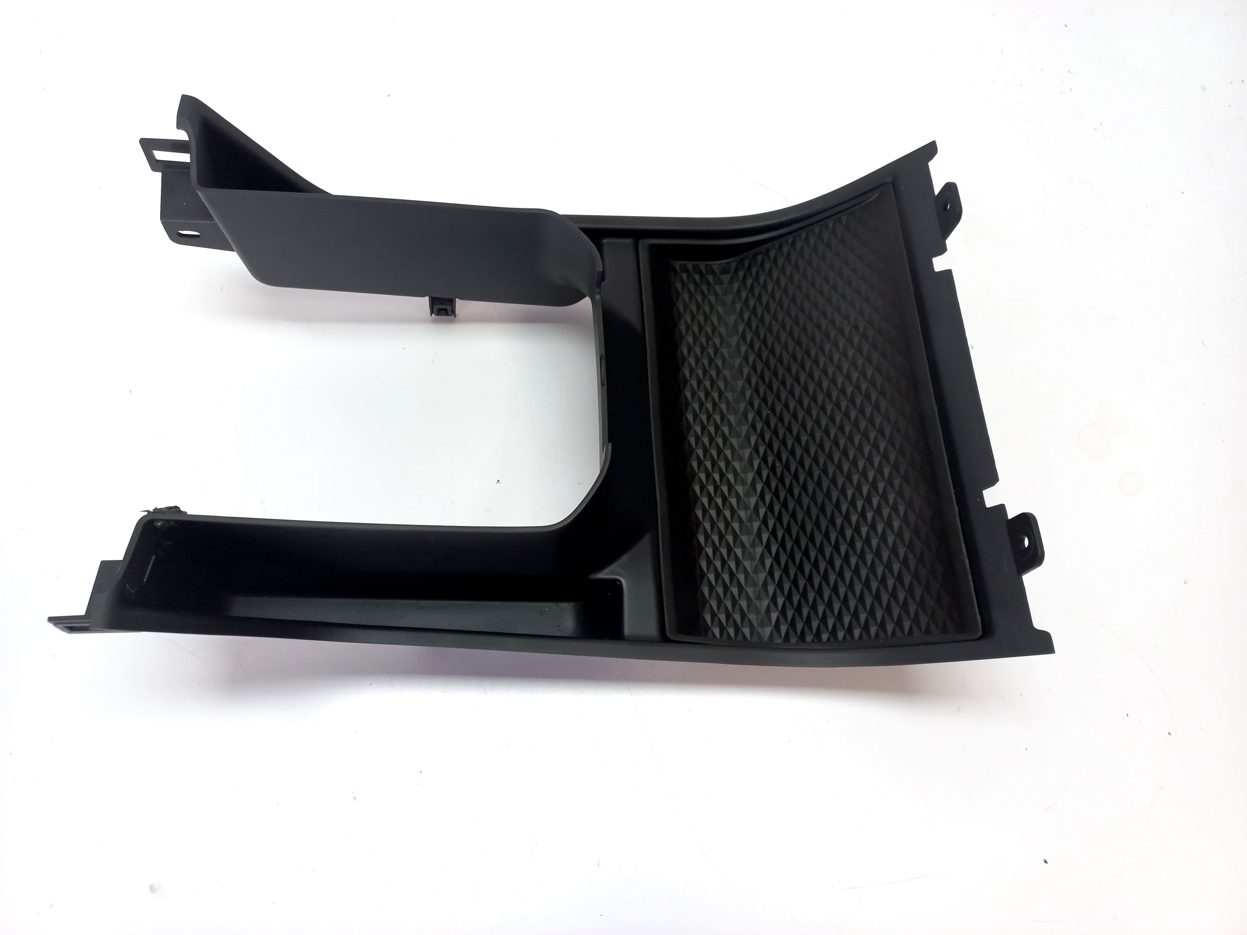 защита консоль полка Range Rover Evoque II L551 K8D2-045C22A