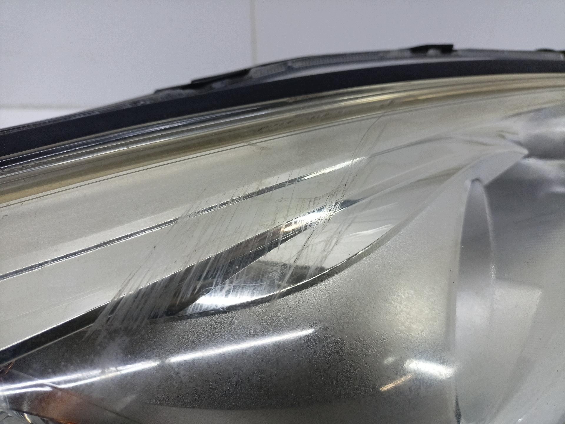 light front right side Mazda 5 2 CW 2012