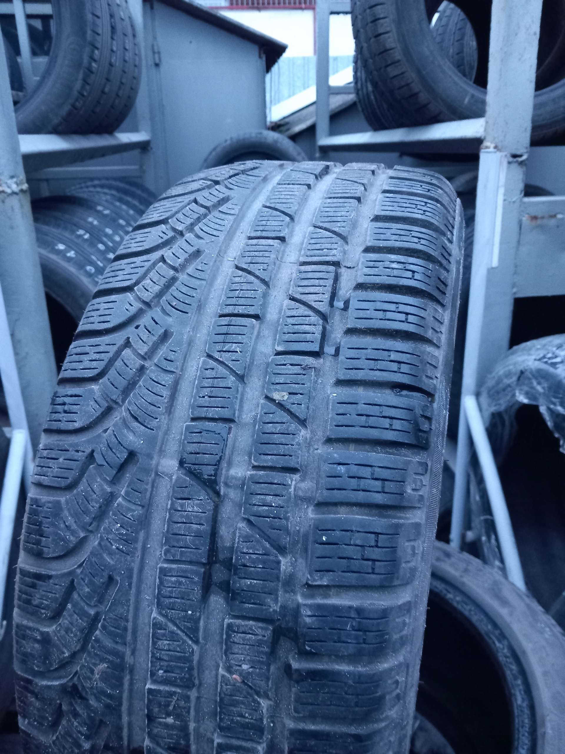 2x ZIMOWE 235/45R17 97V PIRELLI SOTTOZERO WARSZAWA Sezon zimowe