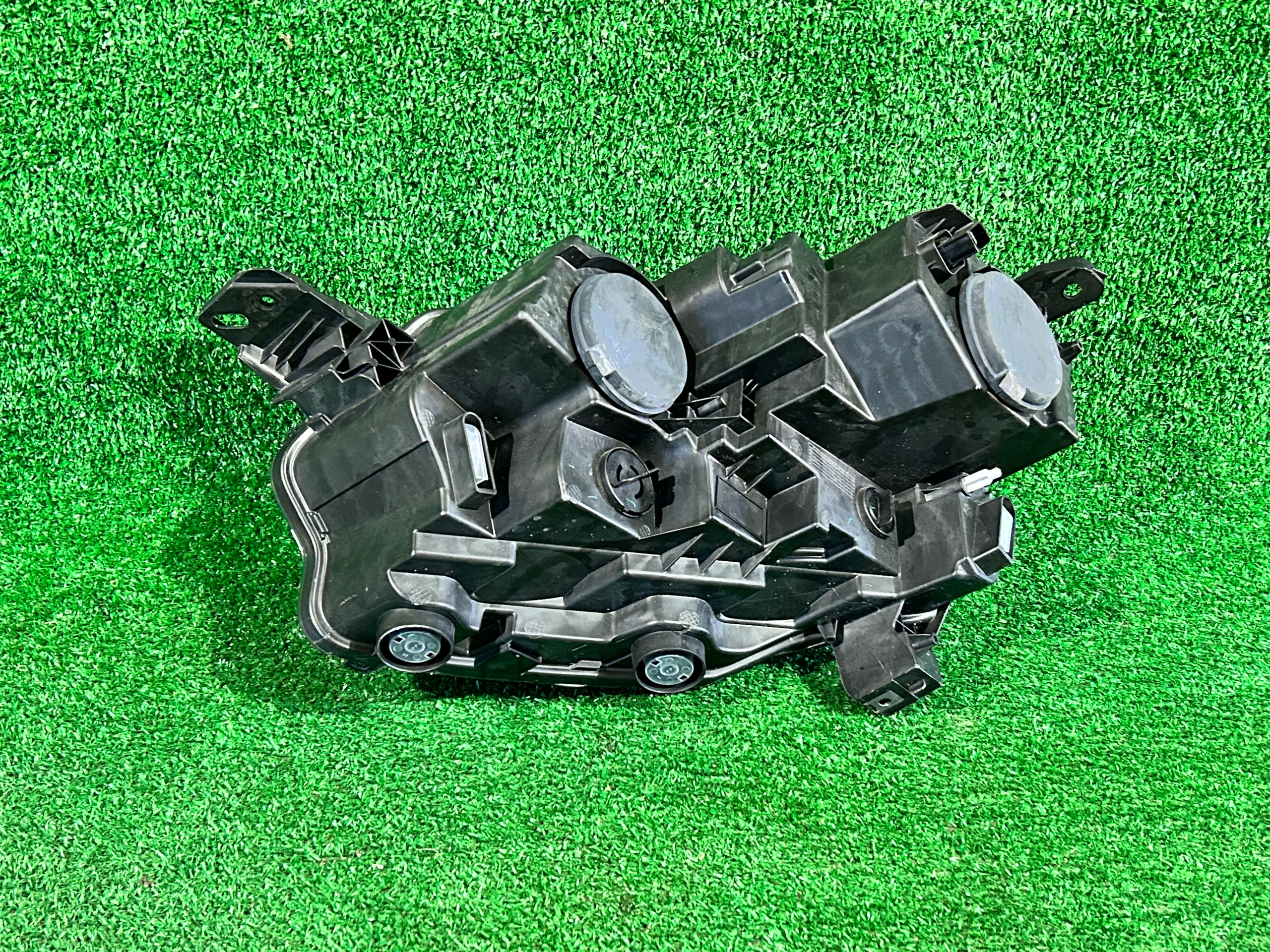 REFLEKTOR right TOYOTA PROACE CITY VERSO 9835780580