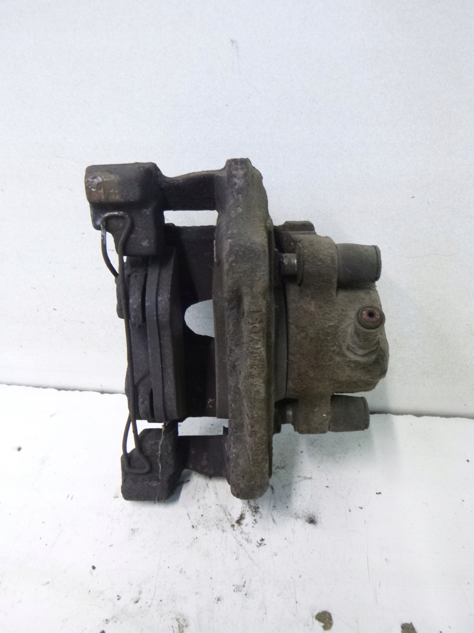 caliper brake front MERCEDES W208 2.0 1998