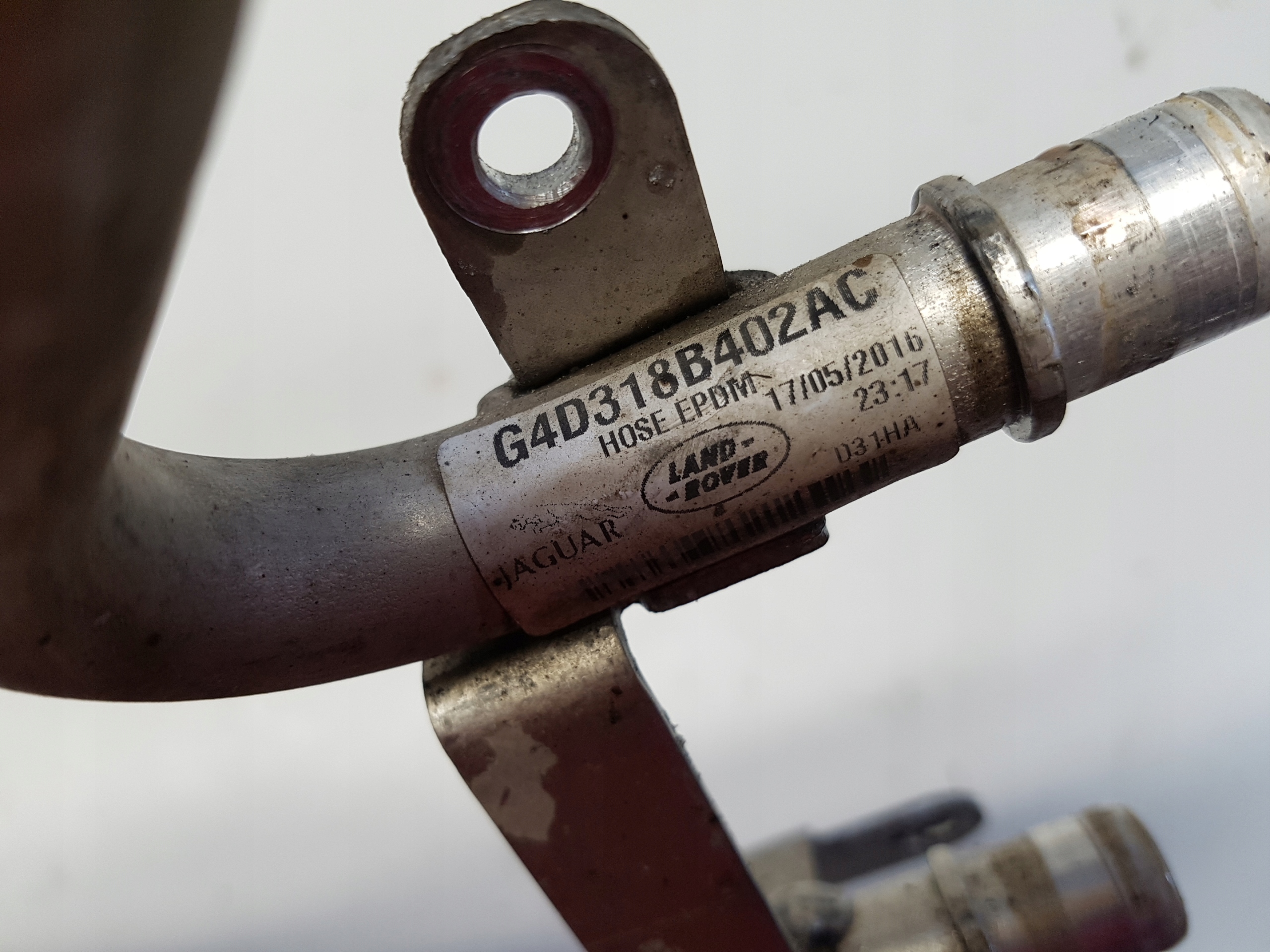 JAGUAR F-PACE WATER PIPE G4D3-18B402-AC