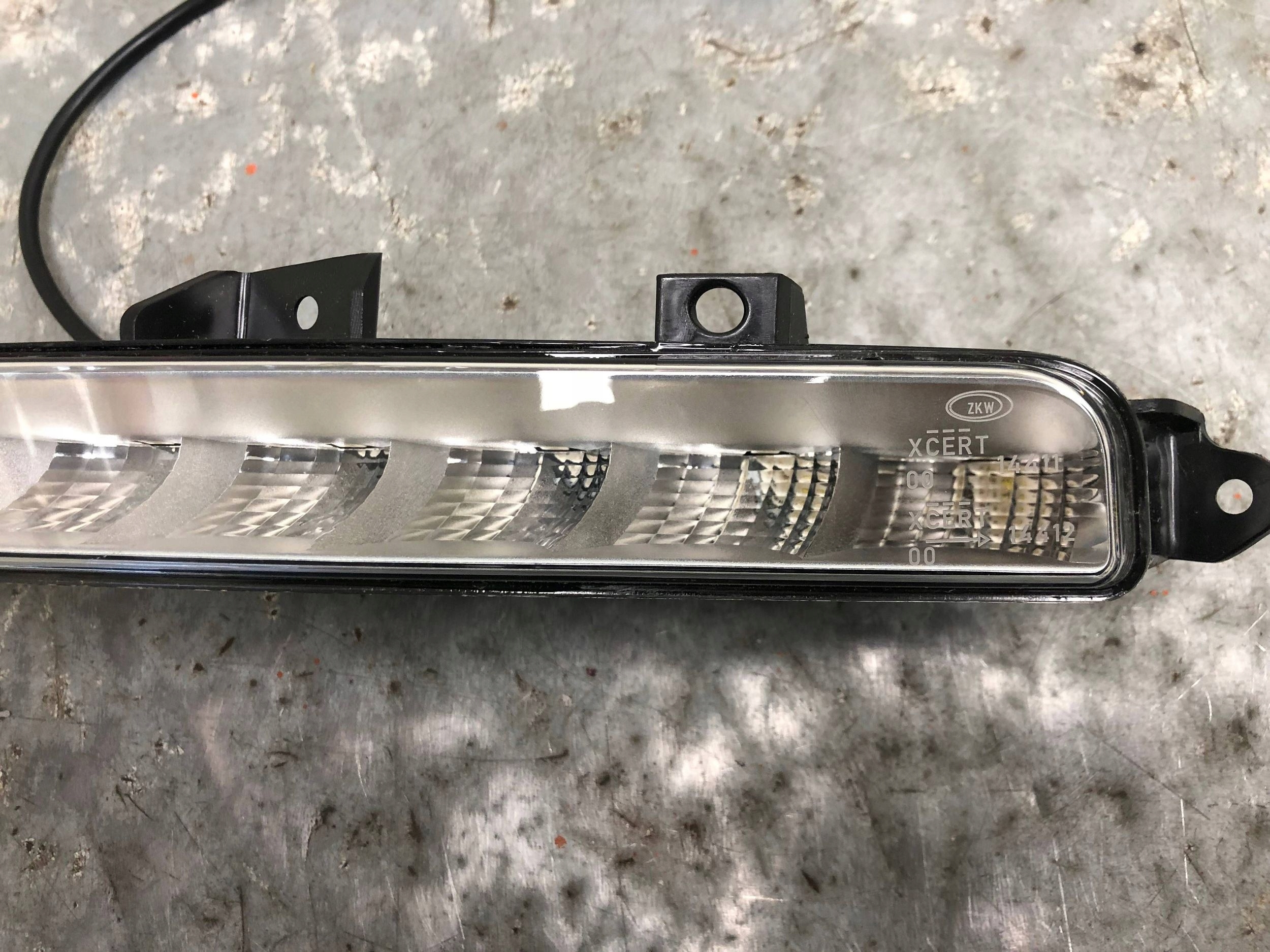 light DRL left front MERCEDES W212 A2128204959