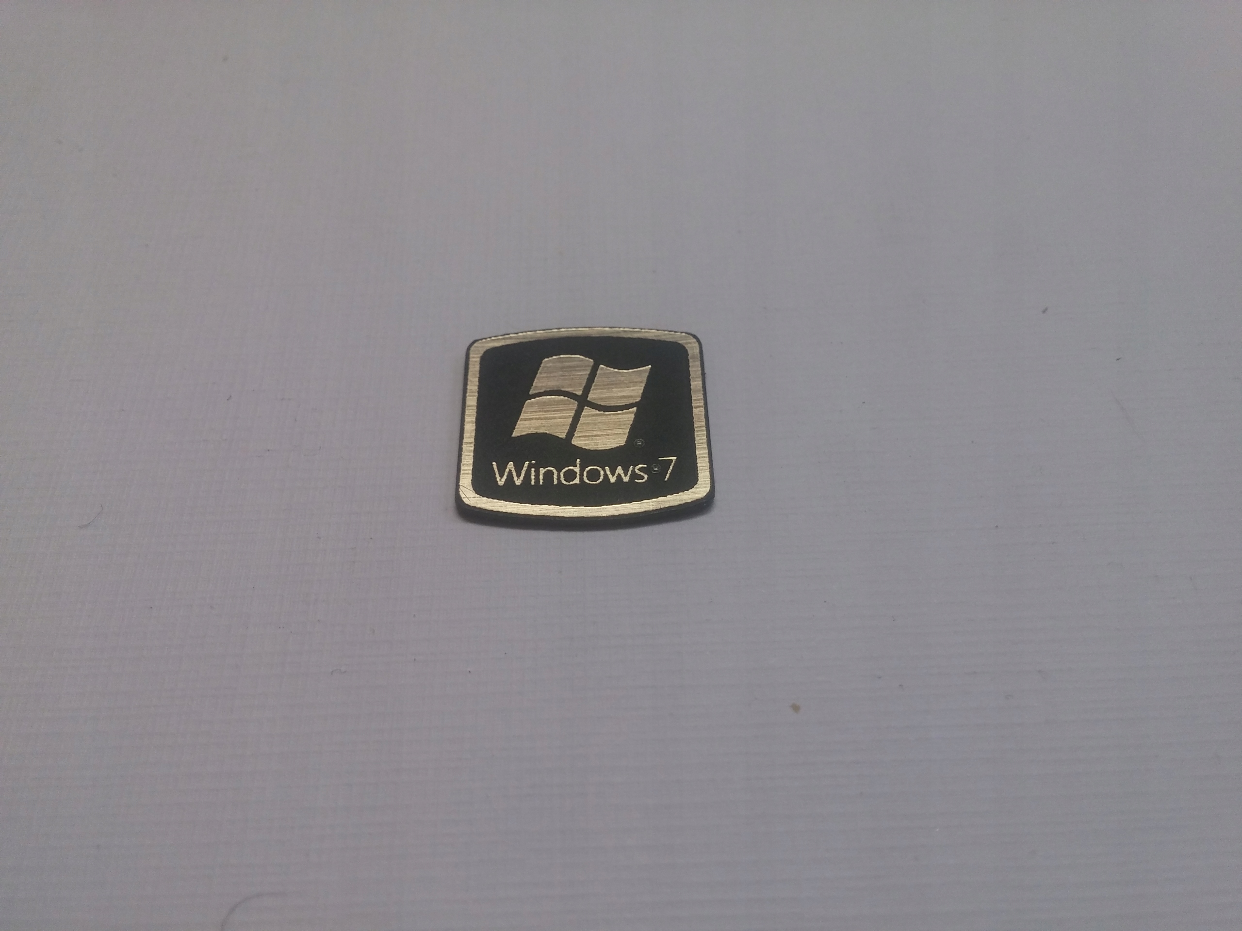 

Windows 7 naklejka emblemat 17 x 17 mm *złota