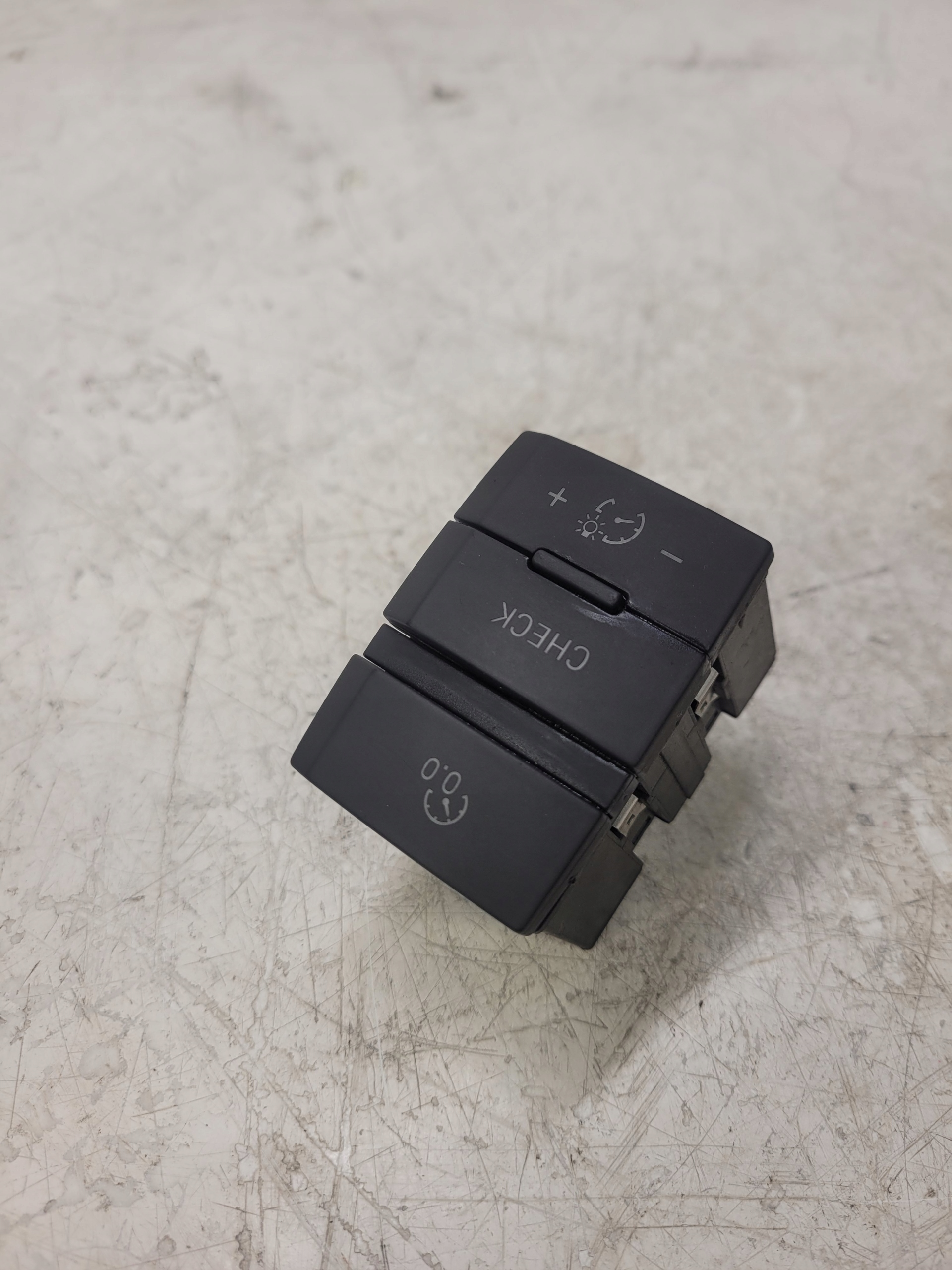 PANEL switch of dials AUDI Q7 A6 4L1927123