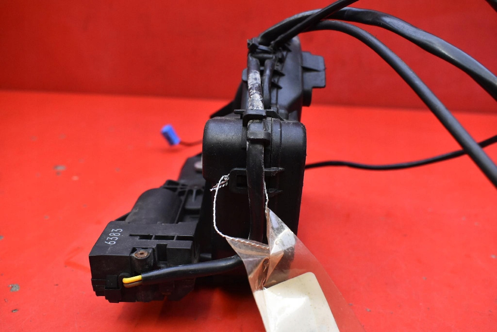 lock door right rear part rear MERCEDES CLS C219 04-08