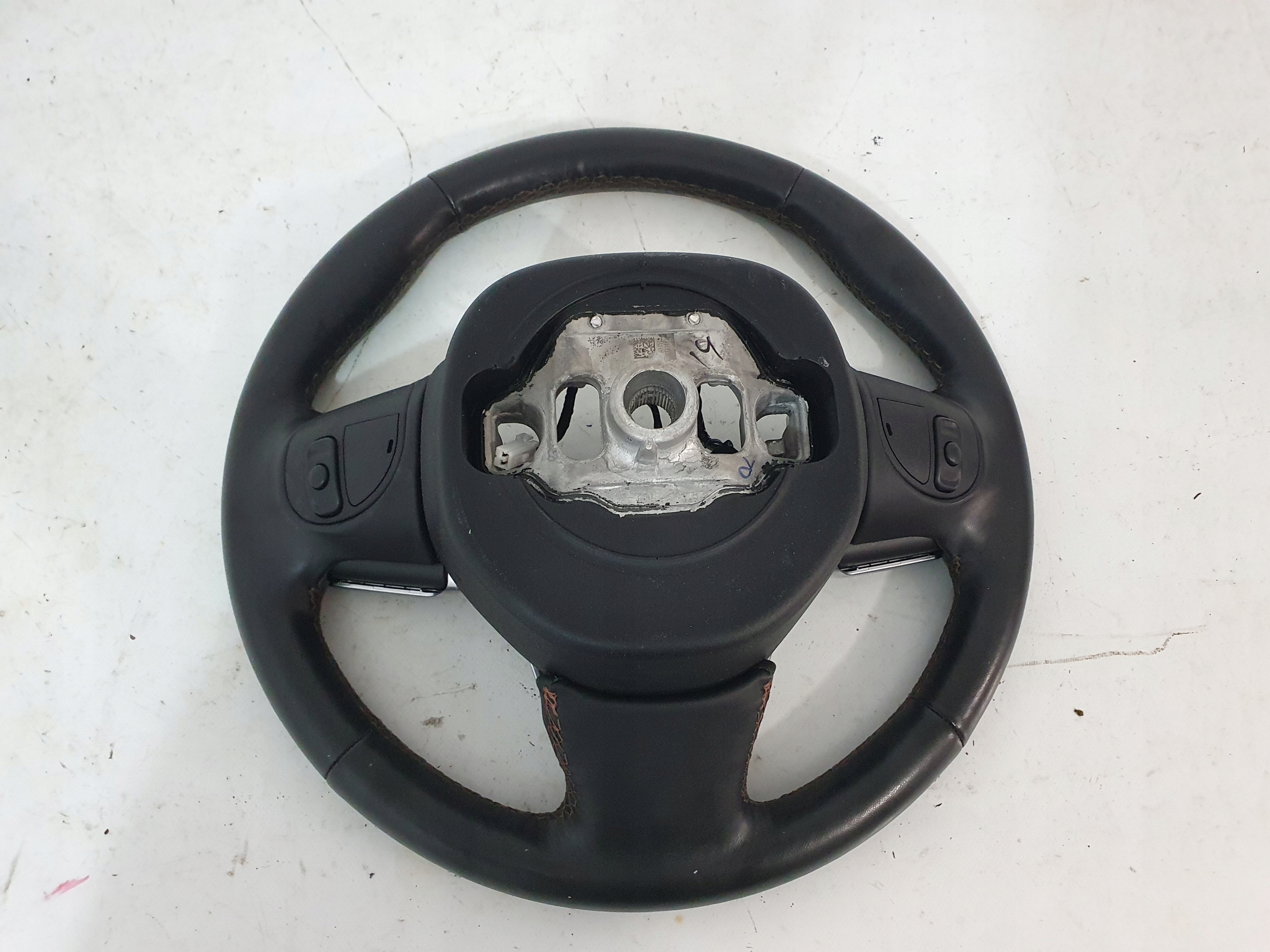 CHRYSLER PACIFICA 16- steering wheel, leather PRZYCISKI with shifting 6MJ841X9AB