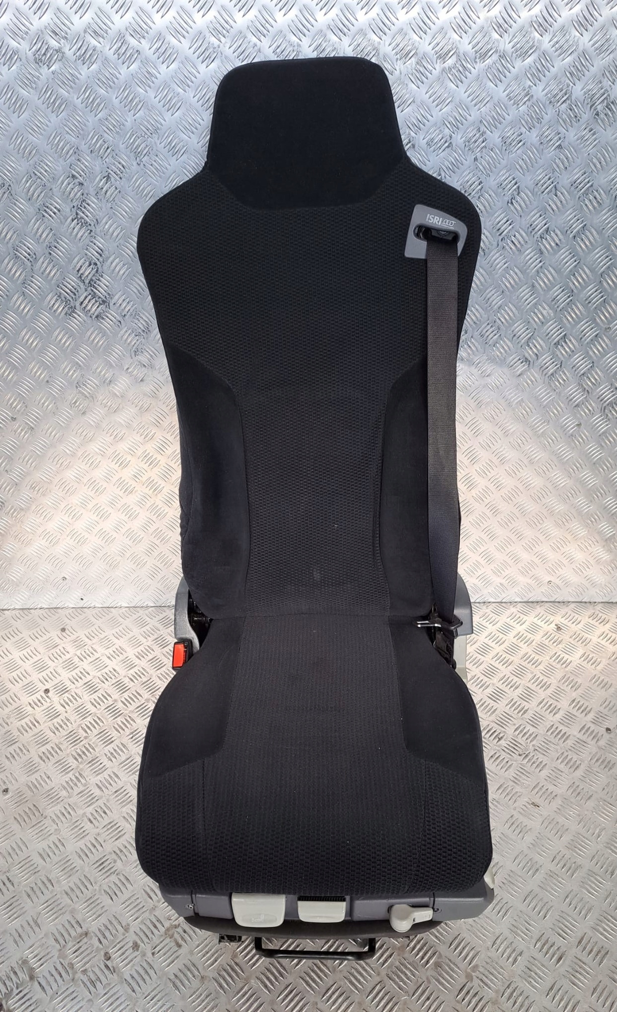 LEWY FOTEL KIEROWCY PO REGENERACJI MAN TGA TGX TGS ISRI