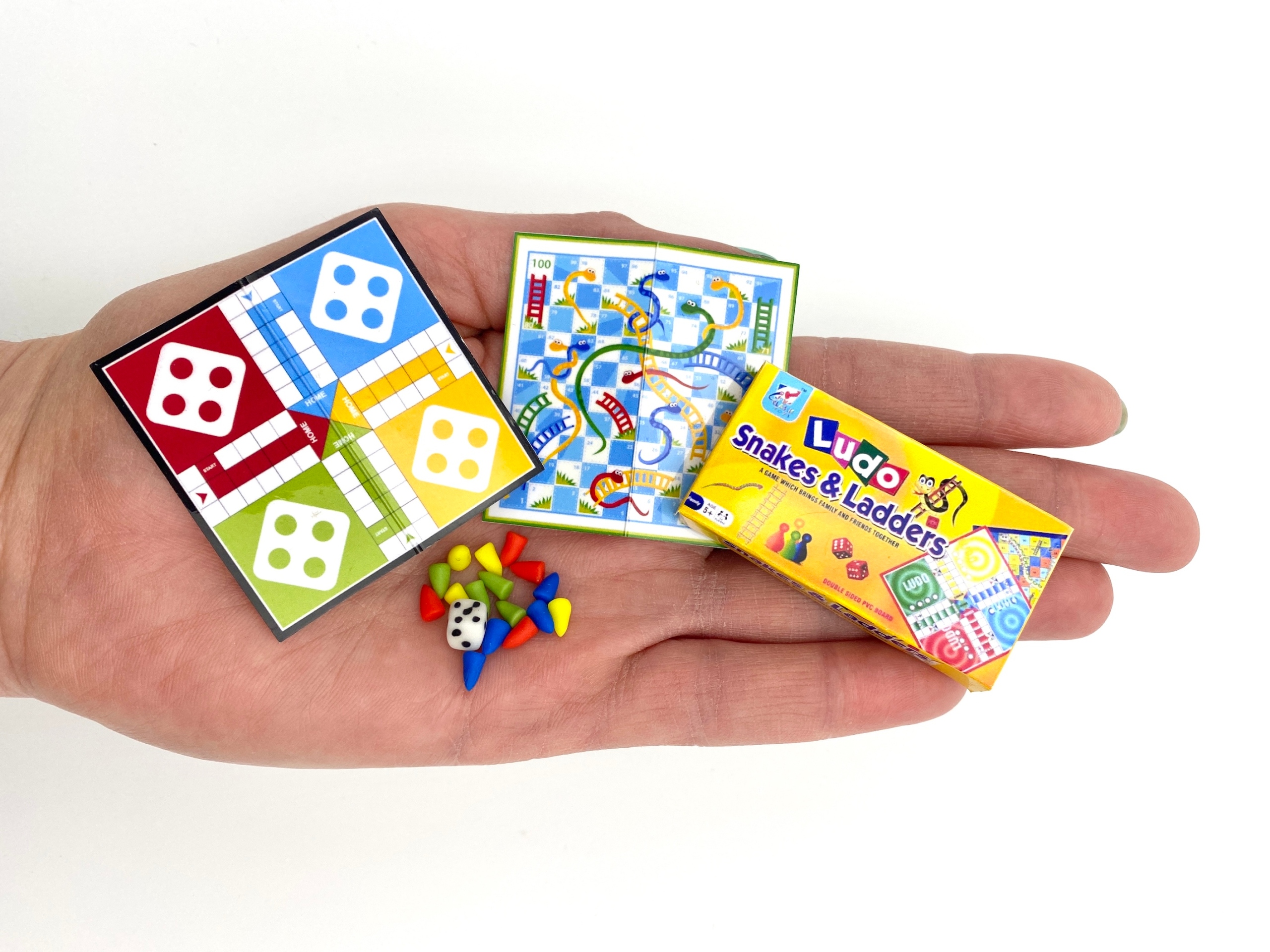 Mini gra chińczyk, węże dla lalek Barbie akcesoria