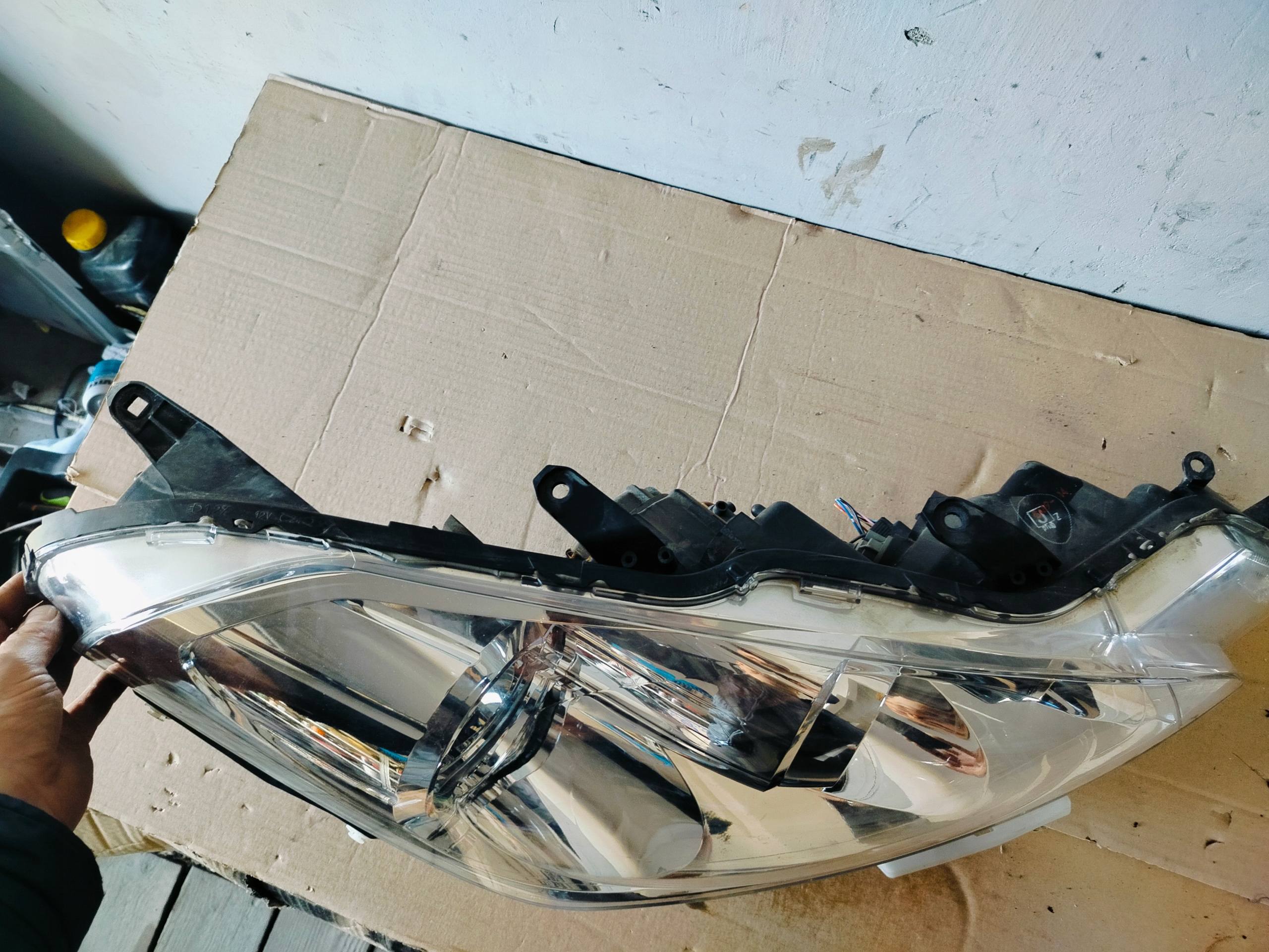 light right front XENON PEUGEOT 4007 EUROPA OE