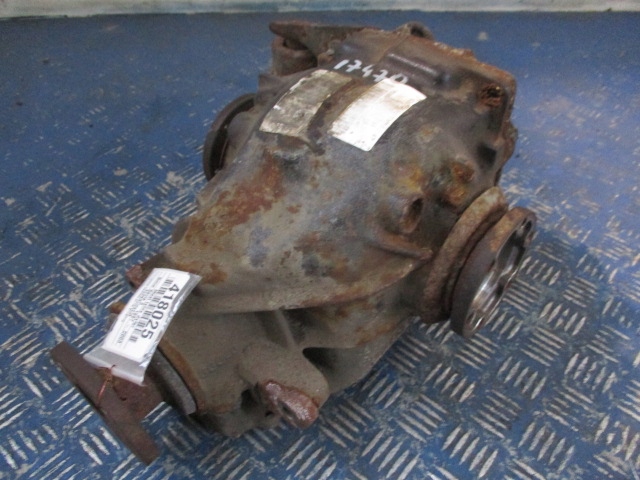 BMW E46 2.0 D главный мост задний ДИФЕР 2.47 N2340M