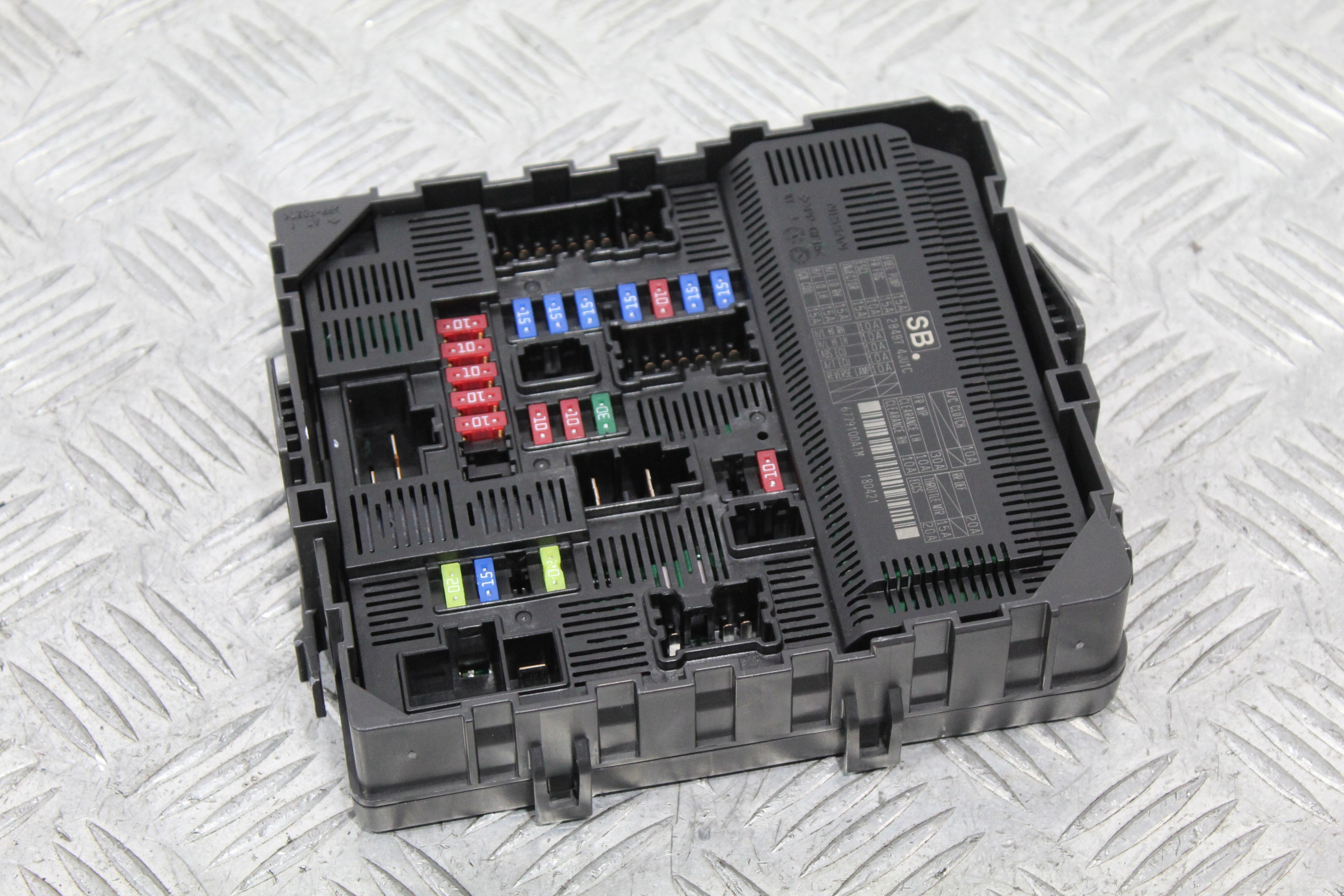 MODULE FUSIBLES BSI RENAULT ALASKAN