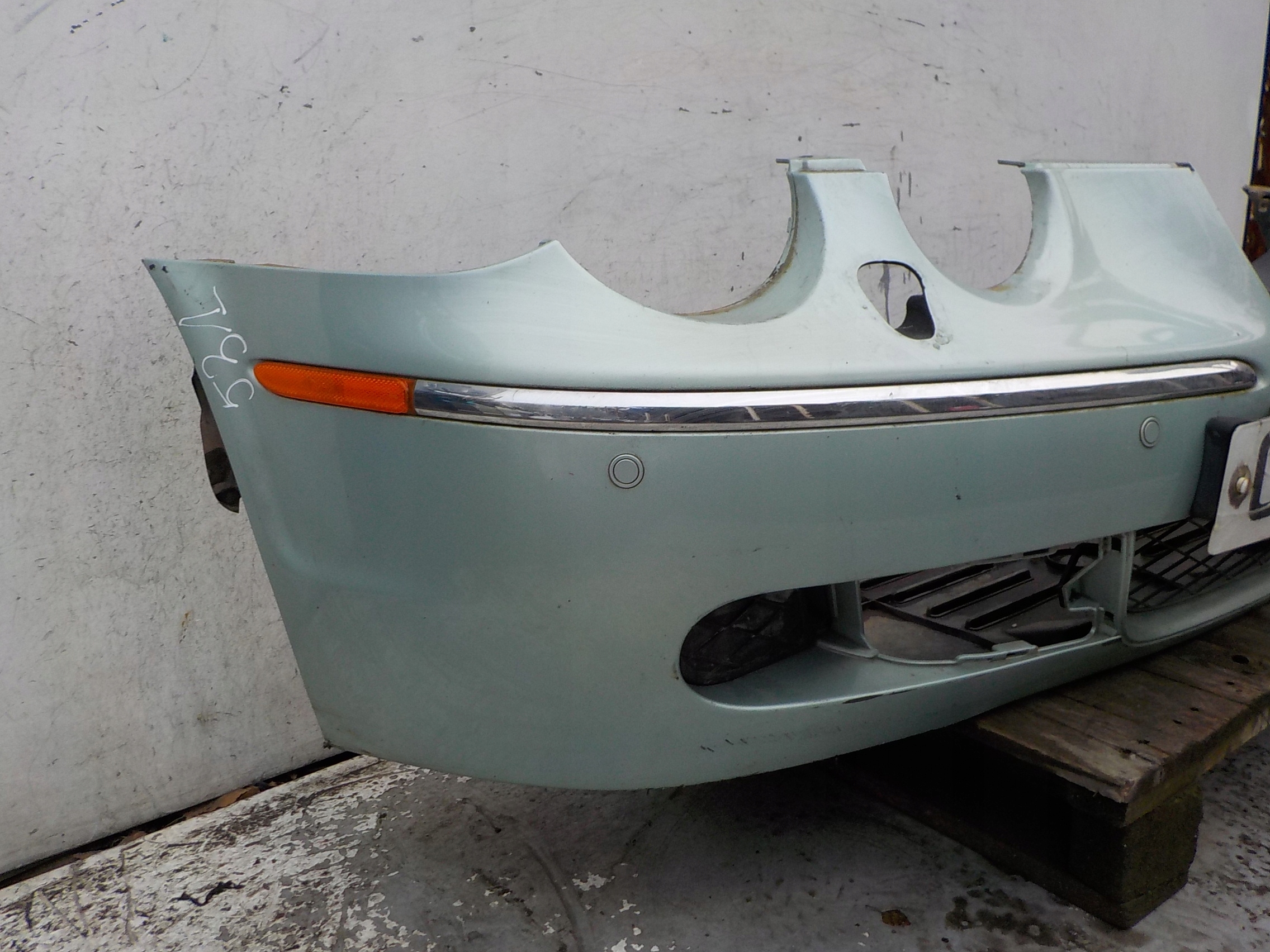 531 JAGUAR S-TYPE LIFT SPORT bumper front washers