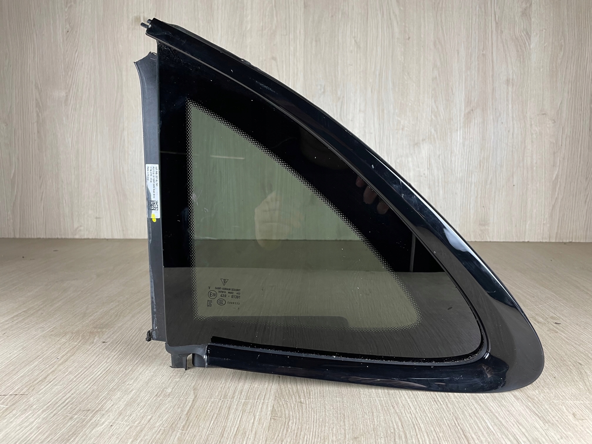 PORSCHE TAYCAN SZYBA KAROSERYJNA LEWA 9J0845297AL