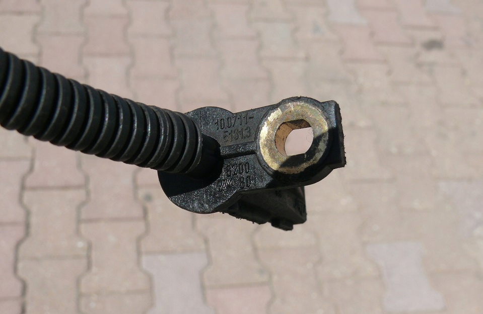 sensor ABS left right rear part RENAULT MASTER II 2 OPEL MOVANO A 8200274801