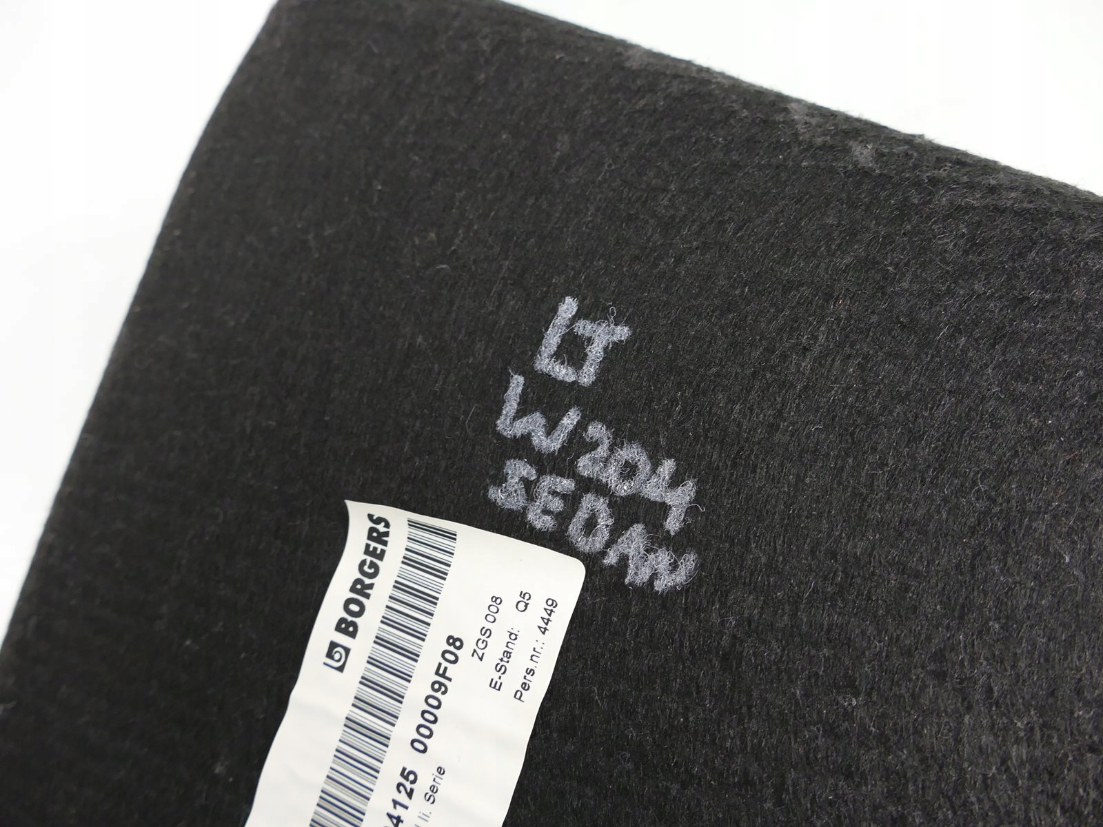 MERCEDES W204 C sedan boot upholstery left