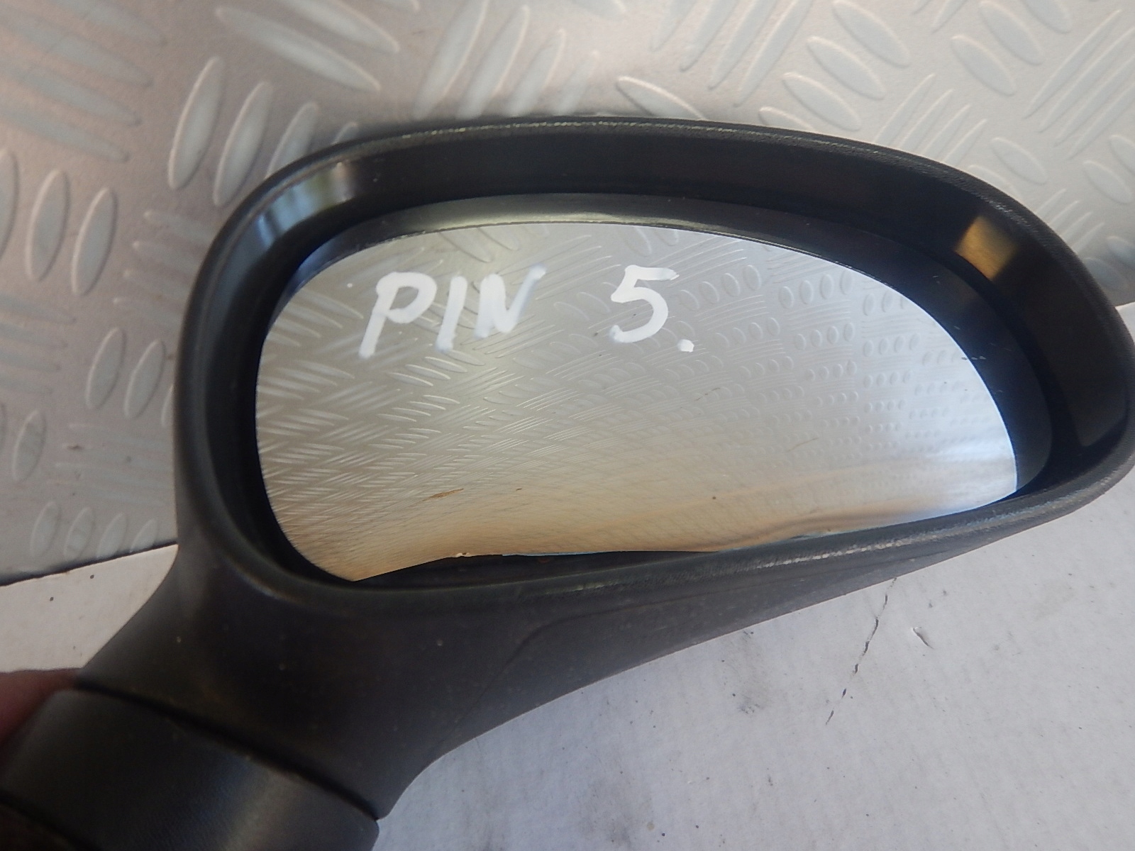seat oe 010052 зеркало