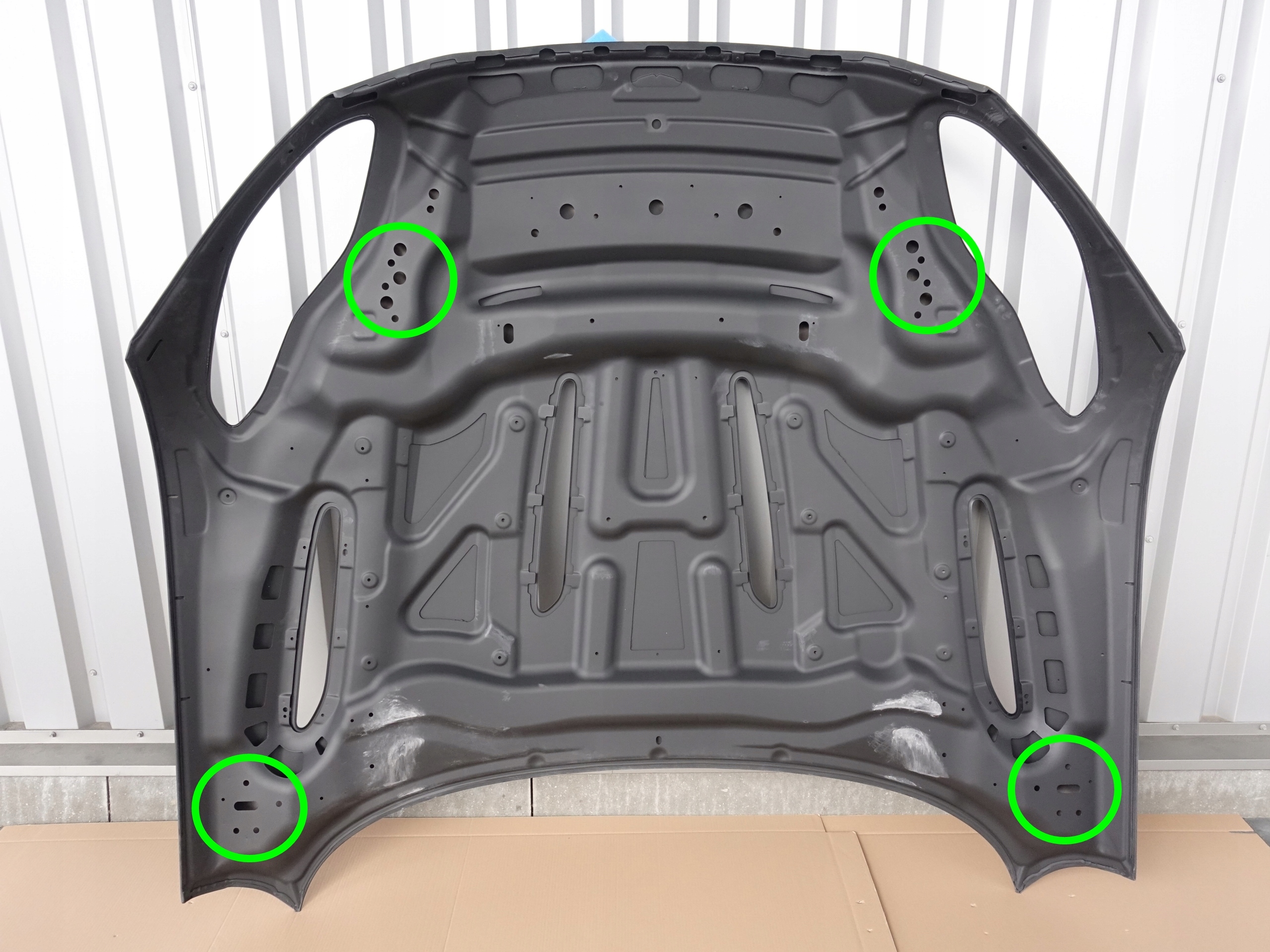 ASTON MARTIN DB11 V12 16- bonnet cover front