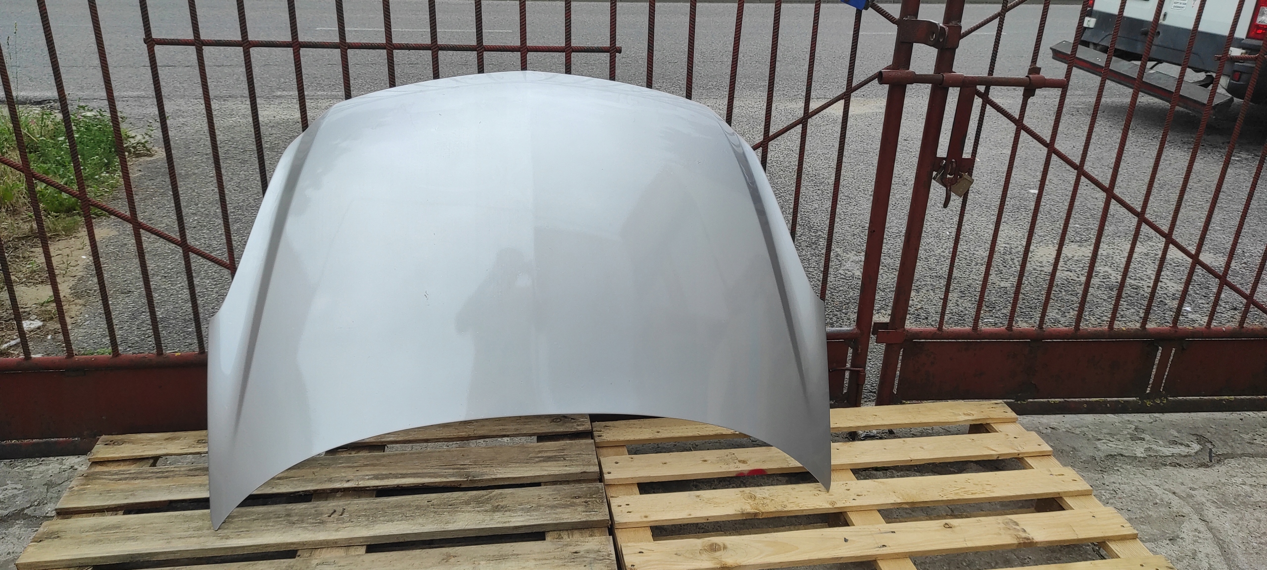 bonnet Opel Corsa D Z157 without rdzy ! MAL