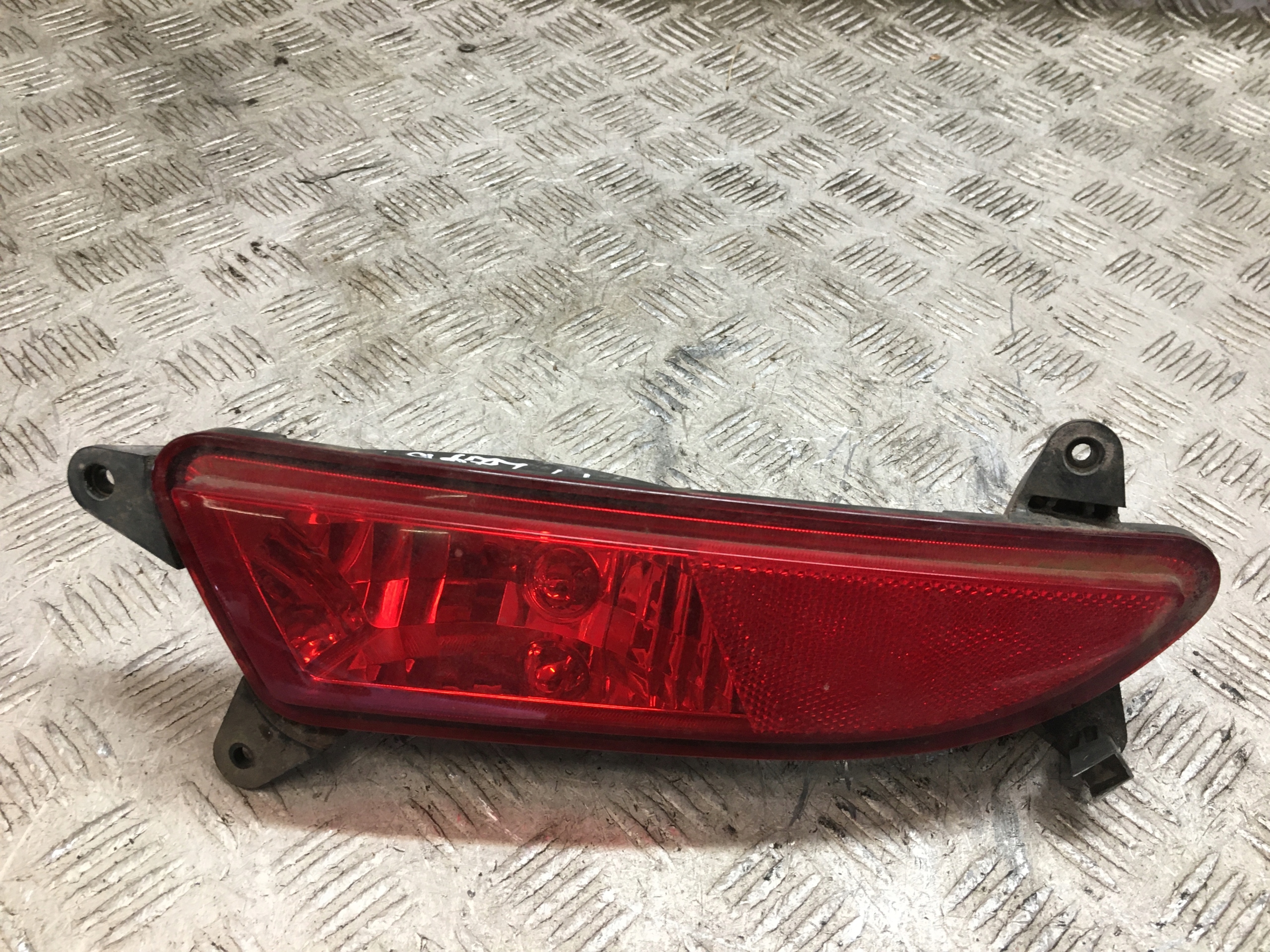 KIA PRO CEED ФАРА БАМПЕРА ПРАВЫЙ ЗАД. 92402-1h6