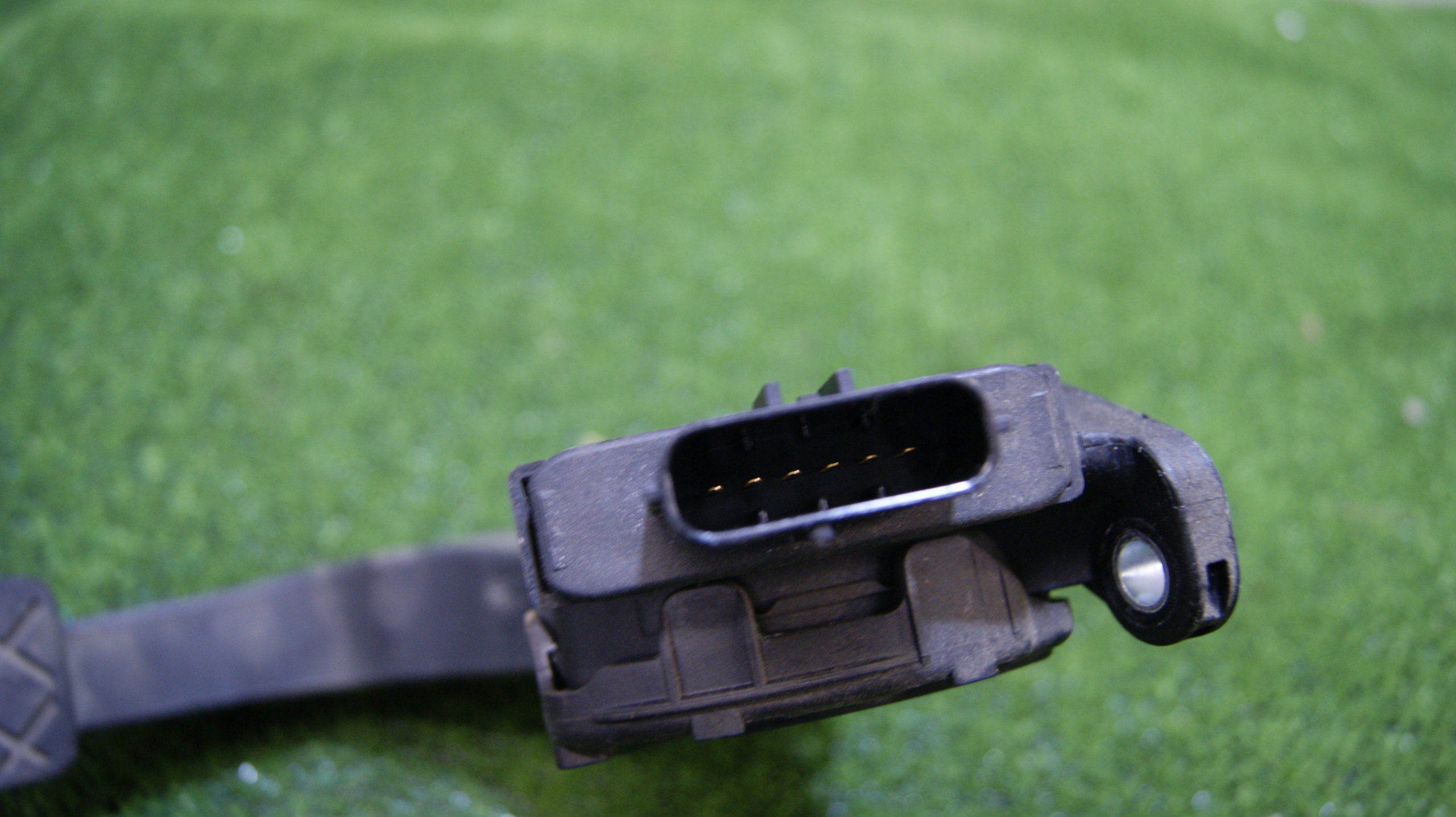 accelerator pedal AUDI A4 B8 8K1721523A 2.0TDI