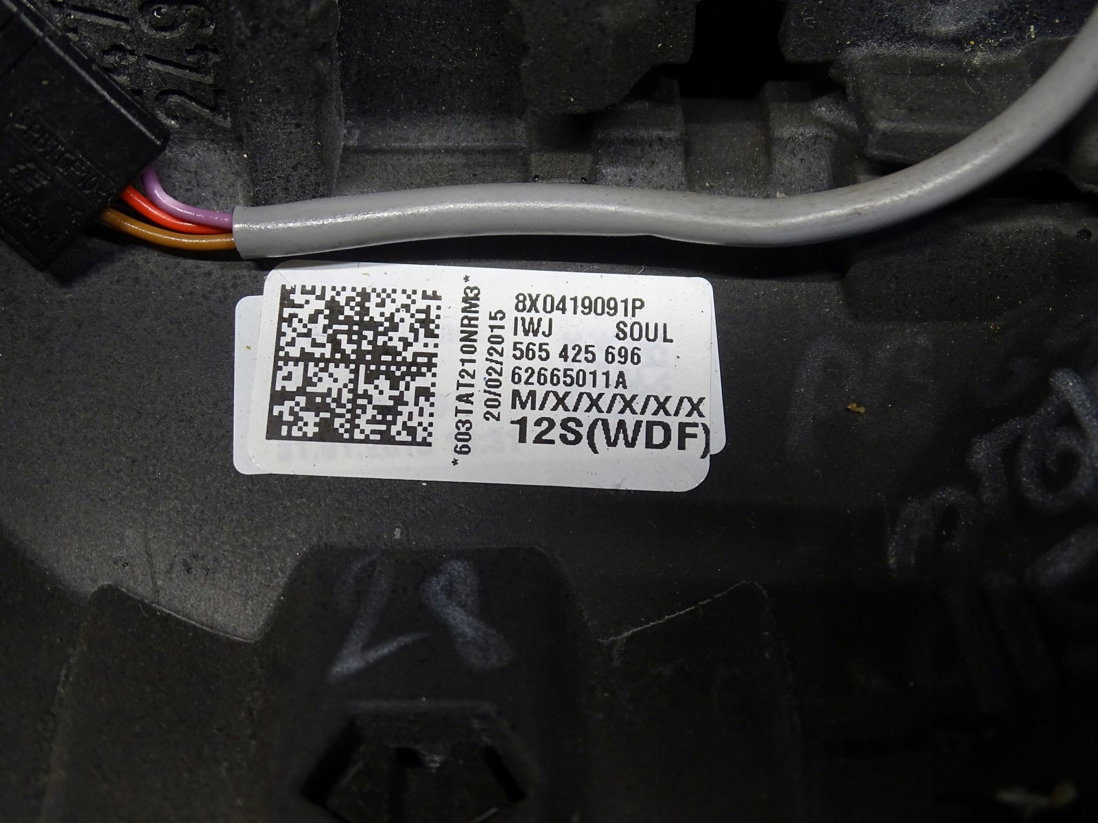 lenkrad MULTIFUNKCYJNA AUDI S1 A1 8X BIALA NITKA 8X0419091P