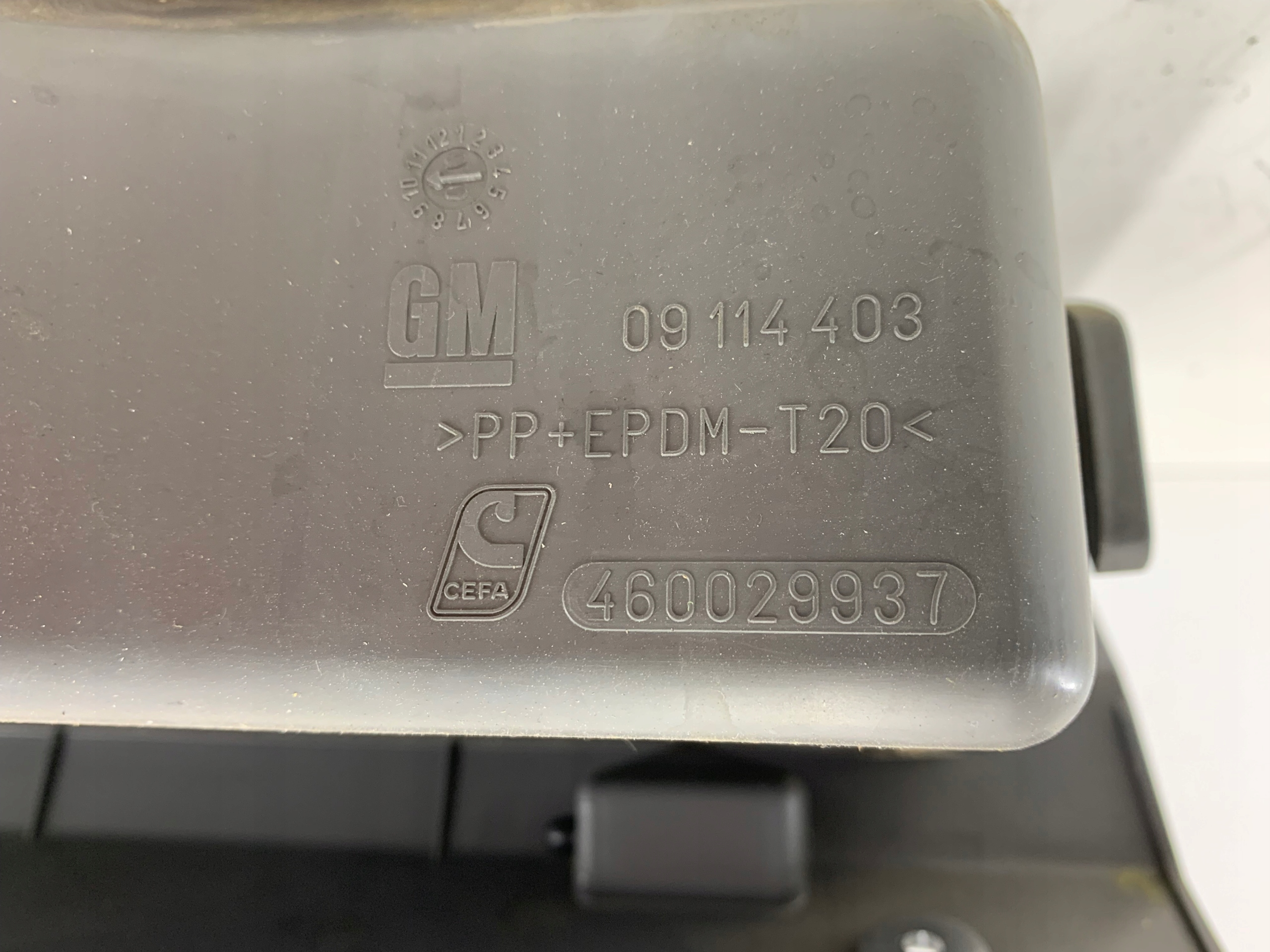 OPEL CORSA C handschuhfach des beifahrers 09114403