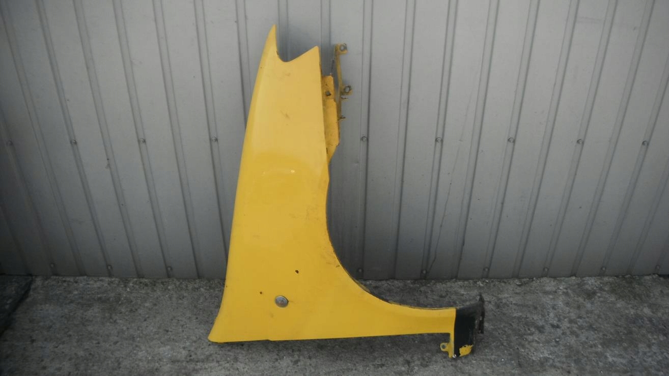 FIAT PUNTO II 3D 99-03 BŁOTNIK PRAWY PRZEDNI