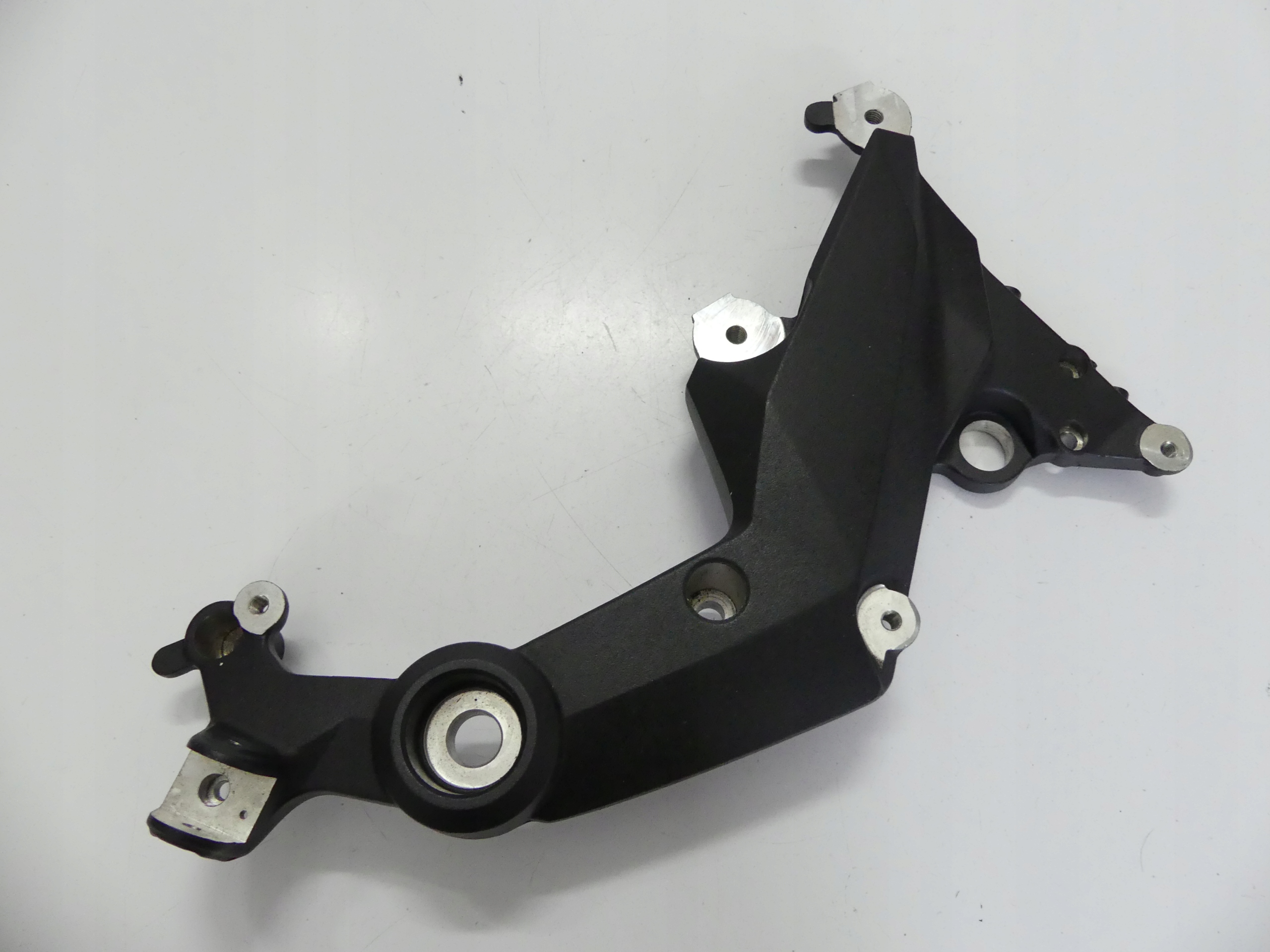 47130161B - , КОМПЛЕКТ КРІПЛЕННЯ L РАМА DUCATI MULTISTRADA 1200 S