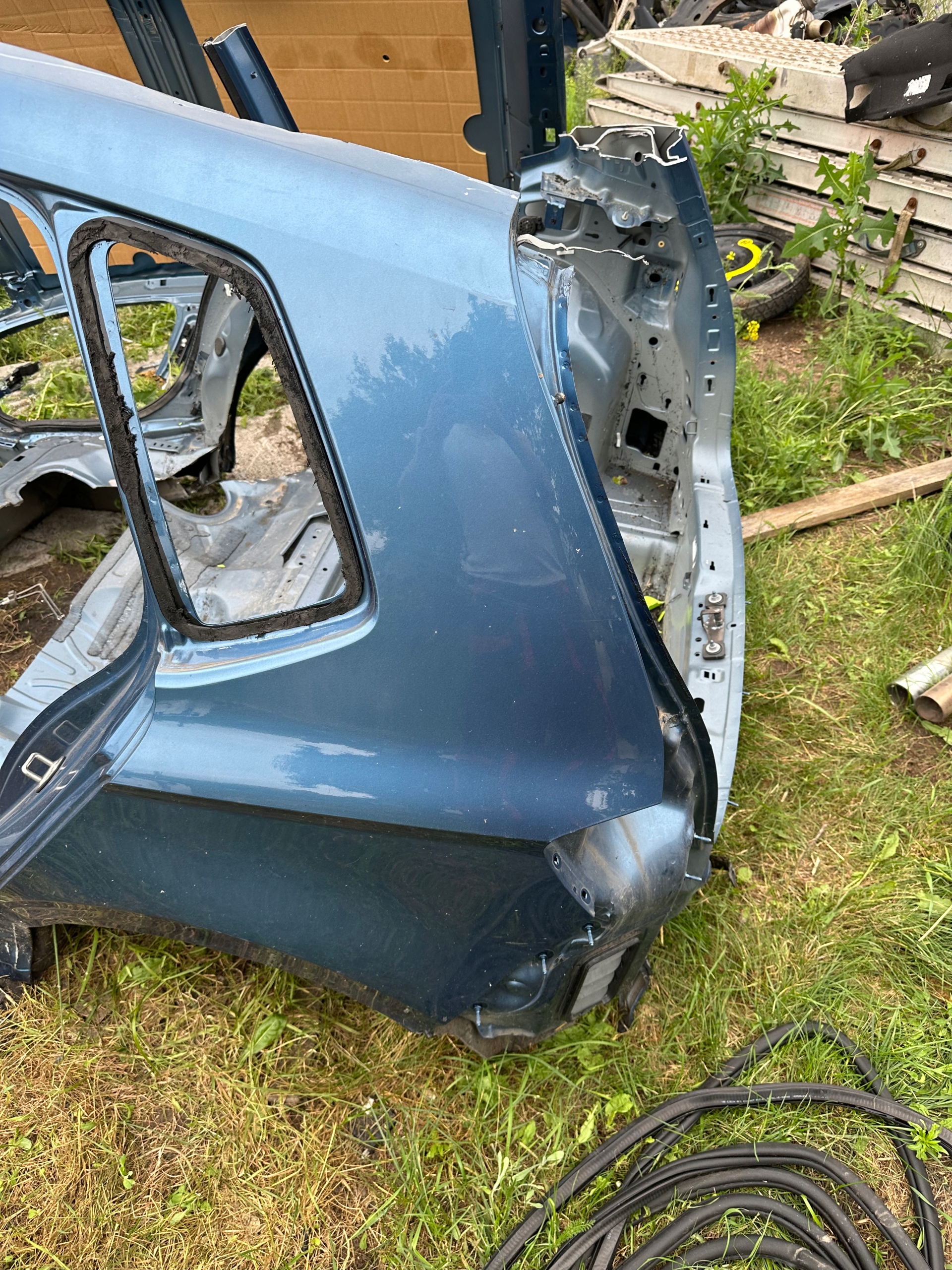 VW GOLF VIIg SPORTSVAN ЧЕТВЕРТИНА ЗАД. ЗАДНЯ КРИЛО ЛІВА La5j