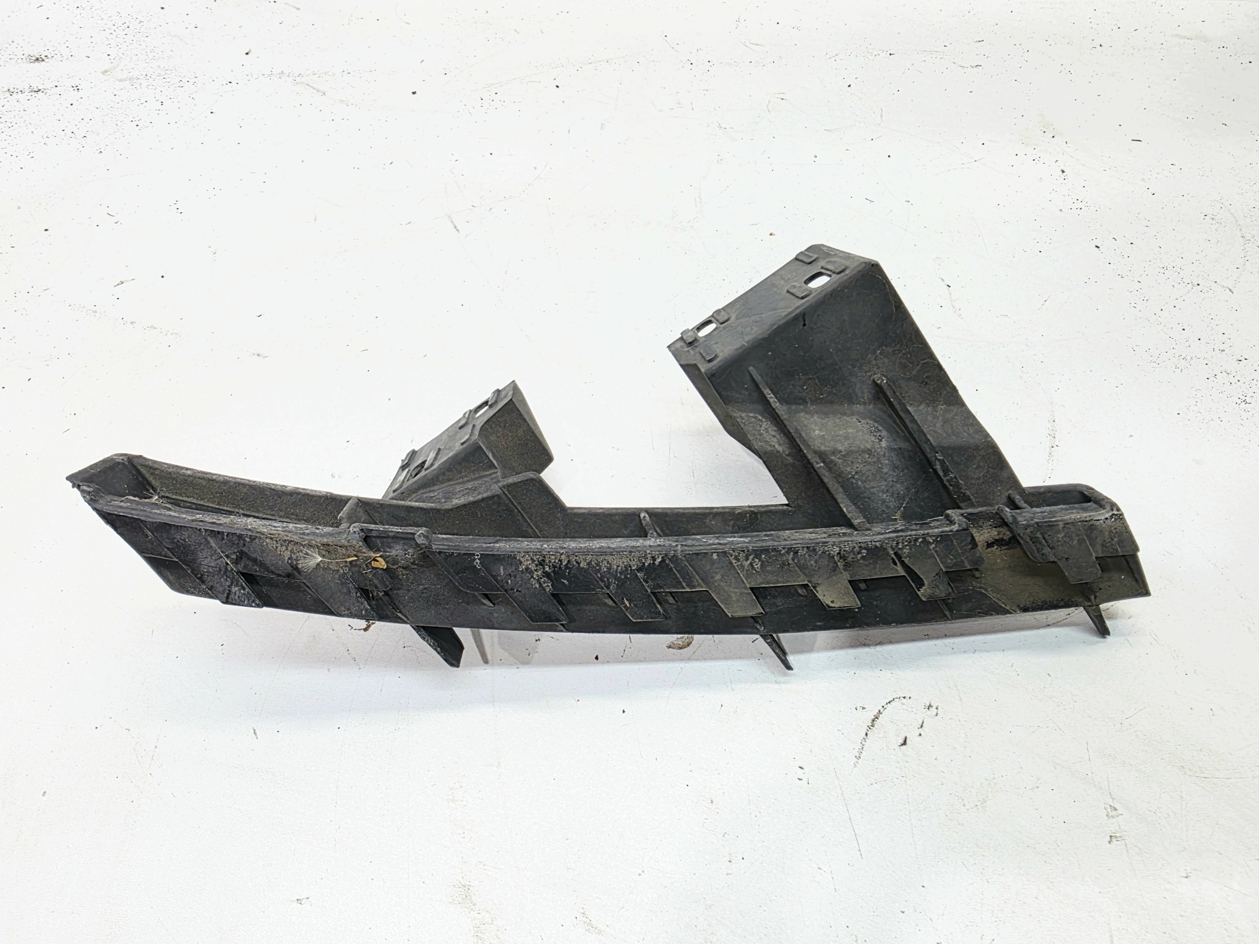 support bracket holder right AUDI Q7 4L 4L0807334